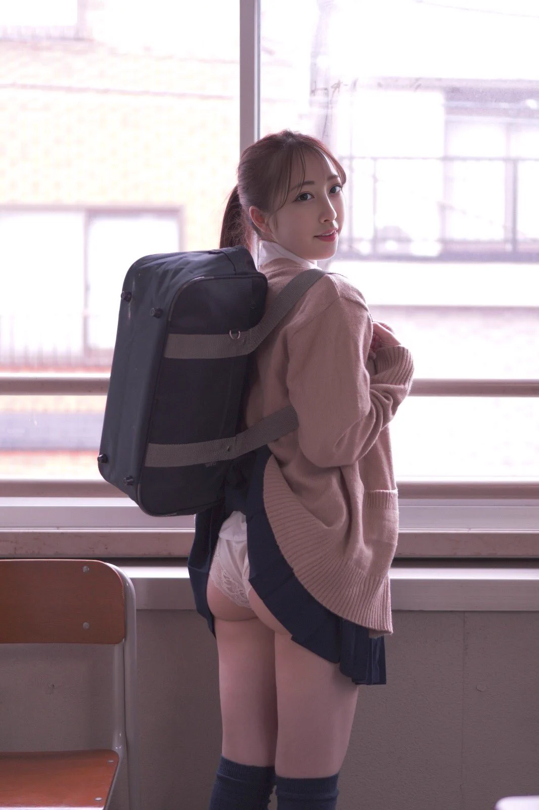 みなさん、あけましておめでとう⛩🎍単なる隠キャの私がこんなにフォロワーさんに恵まれるなんて思ってもなかったです。今年は色んな方と仲良くなれたら嬉しい☺️今年もよろしくお願いします🙇‍♀️🙇‍♀️ https://t.co/Fx5ctT5hDX