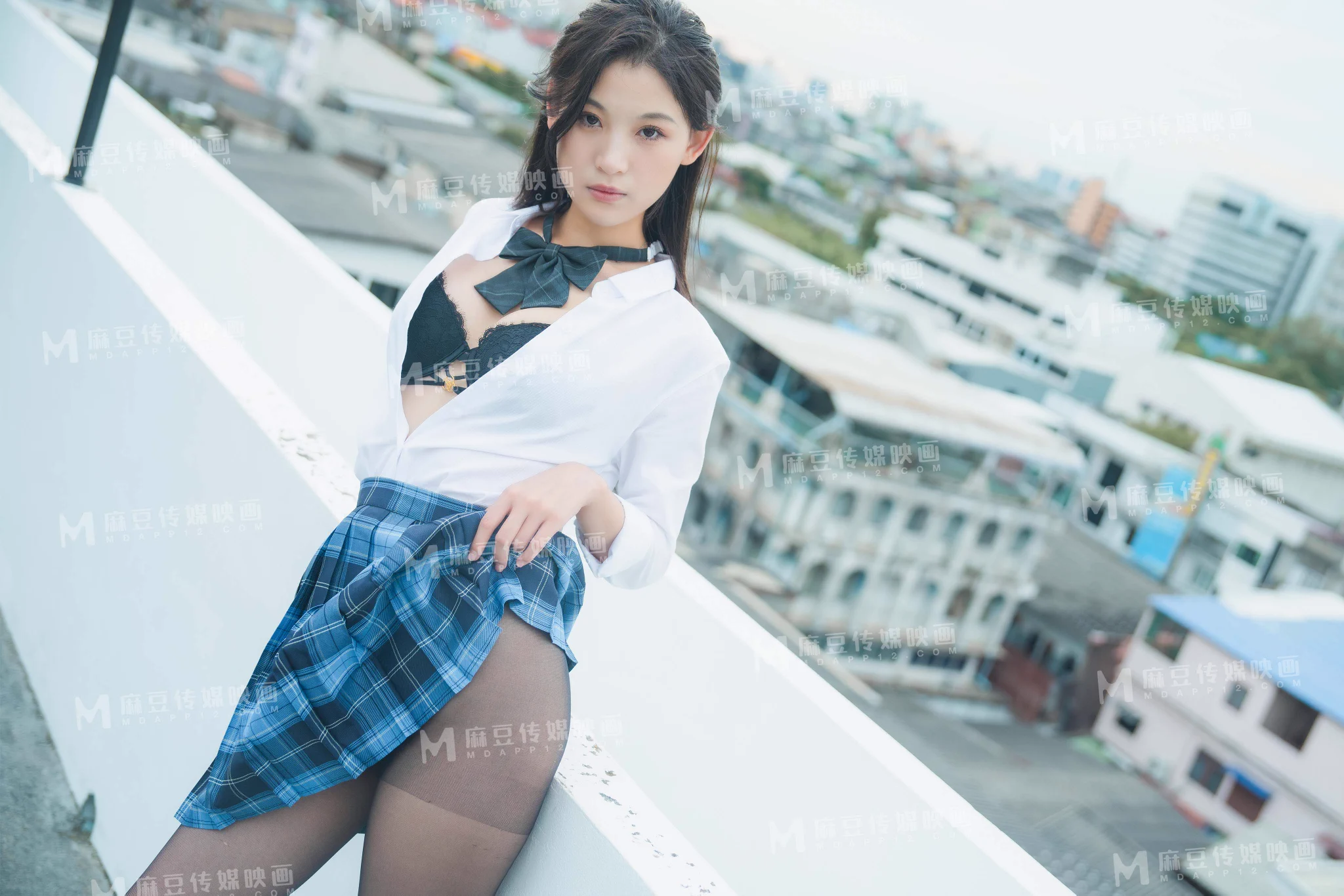 《肉棒惩处婊子姐妹花/美人局4P复仇记/MD-0333》1月10日正式上映⏰🎬影片剧照分享💥纯欲少女艾鲤又一力作～黑丝学生制服动人心魄本片由：纯欲少女-艾鲤与萌妹子-雯雯两位女优联袂出演；含：强奸、4P、黑丝、学生制服、等精彩元素；🔥八折优惠预购活动火热进行中~💖快登入麻豆APP享优惠预购吧！ https://t.co/fvS4VnNo55
