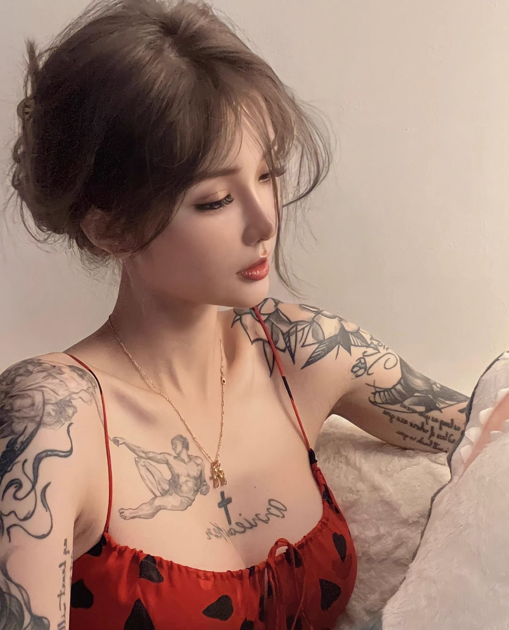 早安2025 接好运新年快乐🎆继续喝断片🍻 https://t.co/PikLyFEGYV