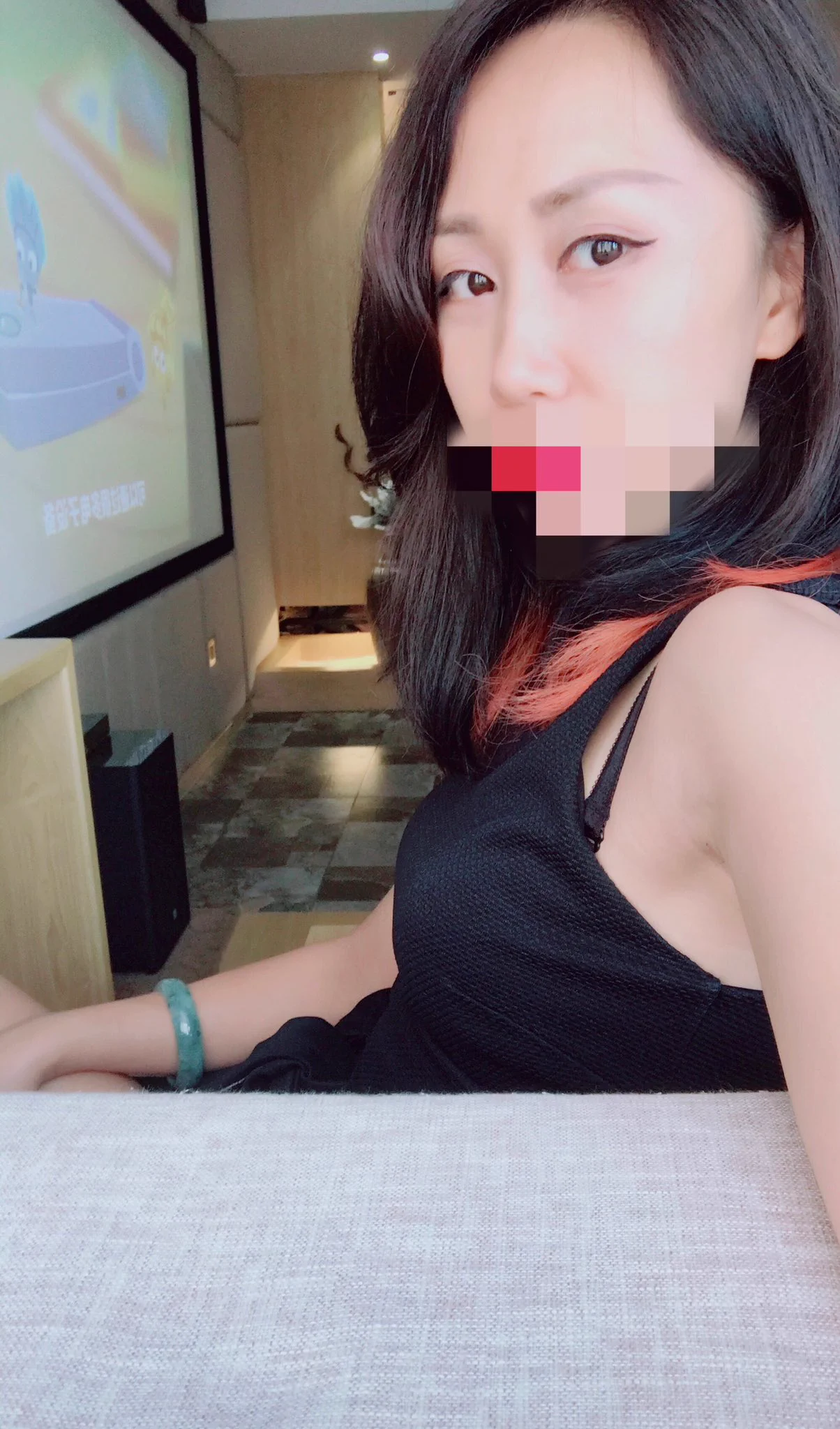 不知道从哪找夫妻？不知道从哪找靠谱单男？妻友社区来了，最大换妻认证平台，引爆你的私密性癖，我们夫妻已入驻，图二是我妻子自拍，远超91，草榴社区的体验感，既能看片又能发帖交友，欢迎大家来找我们玩，我们夫妻的原创自拍作品都已上传平台，还可以看其他夫妻自拍视频👉https://t.co/8v2VJvbFTH👈 https://t.co/x3O7Grk3ax