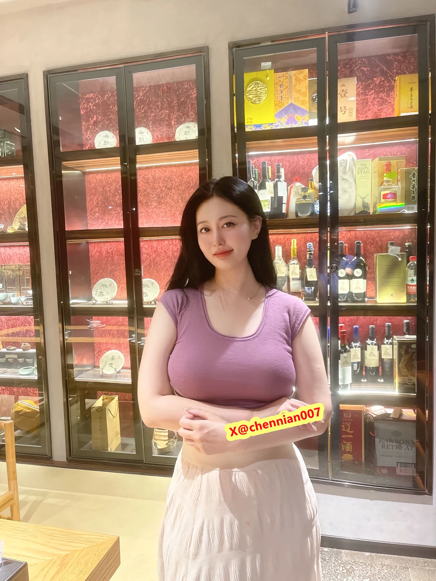 你知道什么是孤独吗，就像你一言不发地离开，我在漫无边际的回忆和冷风里一边恨你，一边等你。 https://t.co/ACebQHfGUP
