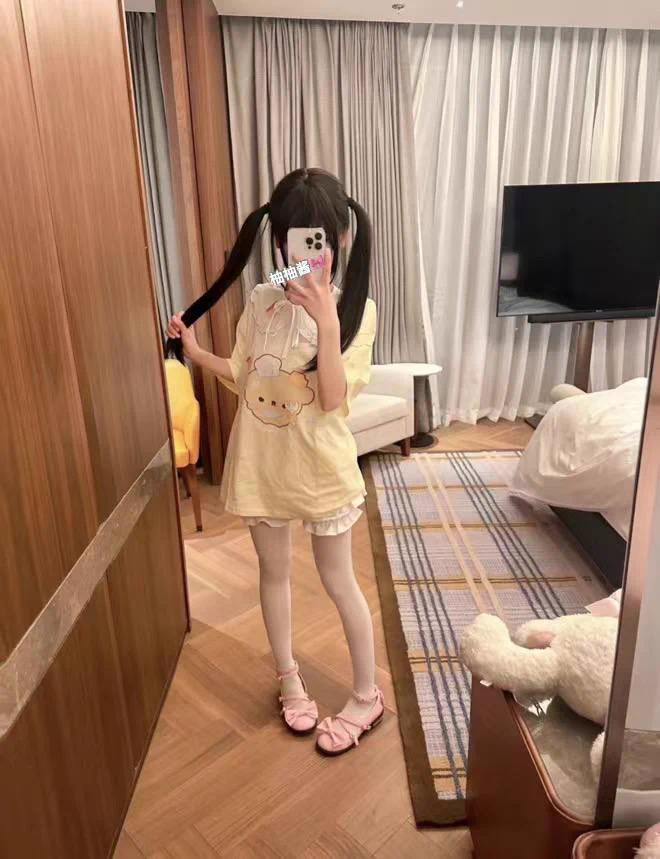 #上海小巧玲珑款 童颜巨乳 巴掌脸🍥• 嗲妹萝莉天花板   (˶‾᷄ ⁻̫ ‾᷅˵)极品日系软妹一线天粉粉嫩嫩 🈚纹身  奶牛肌软糯雪白^   JK.Lolita.COS角色打扮都有 请主人指定(*≧ω≦)🛰️：chacoser01看照门槛🚪100（永久有效）备注zfb口令🧧添加➕✈️：https://t.co/Ujnk0cu63P https://t.co/NqEQSJJH7v