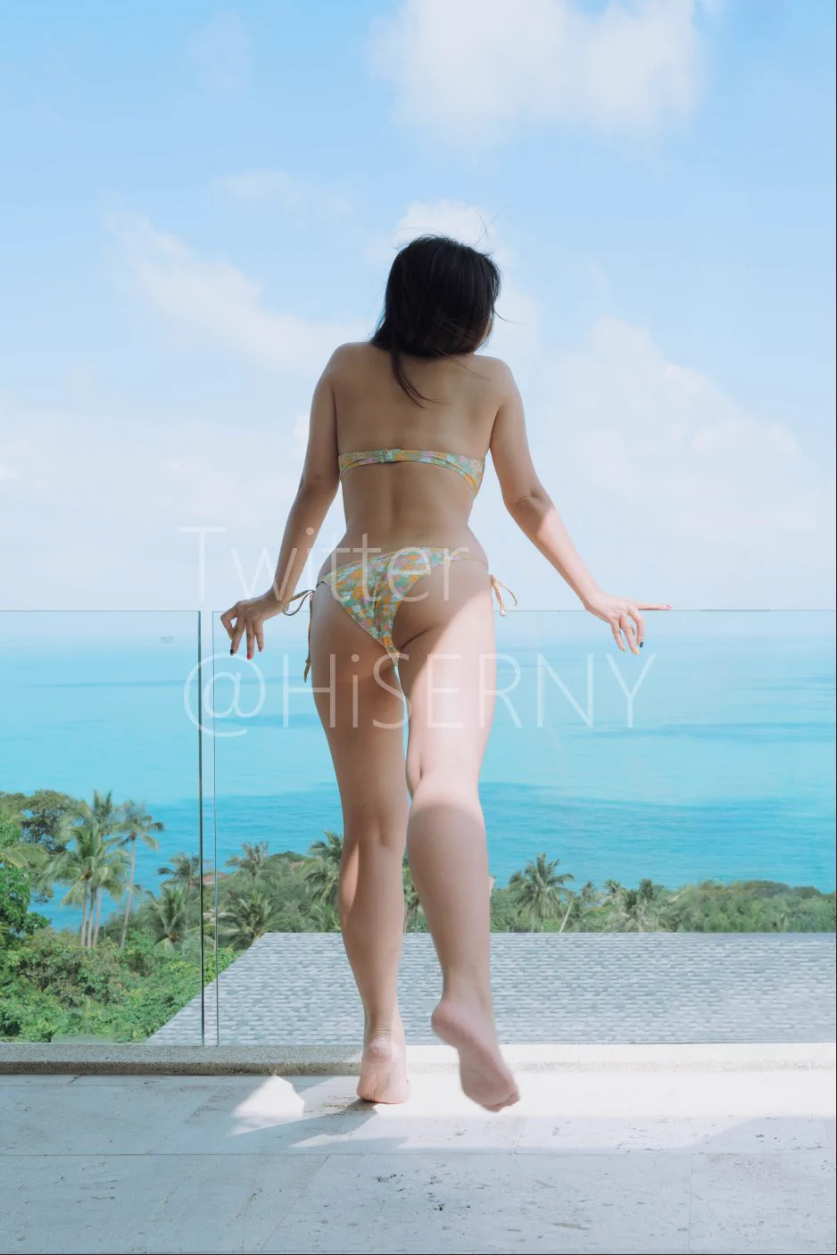 怀念海边的假期🏝同时求有品的网友推荐好看的泳衣或战袍（在售的的泳衣真的一言难尽）@LOSTPARADI4700 https://t.co/14K3vPdItg