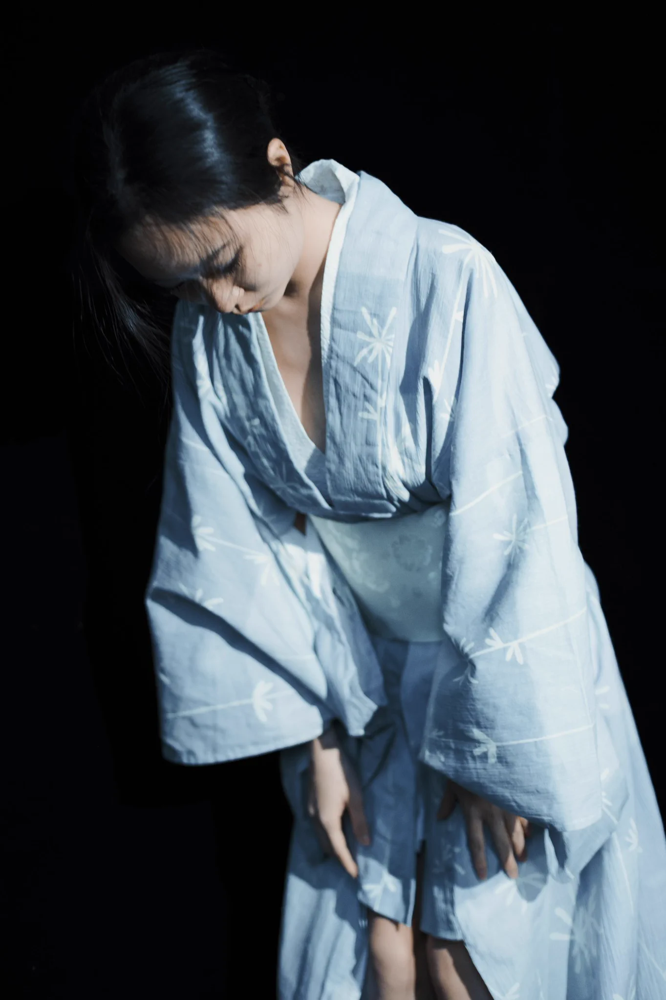 以前拍了很多和服，发现怎么拍都很出片，现在工作室还有一些汉服，有想创作的吗📷:@epiphone2006 投稿:@Fengsiyuan @007share @tbzt2024 @wqganenshi_ https://t.co/1tZybWicQM