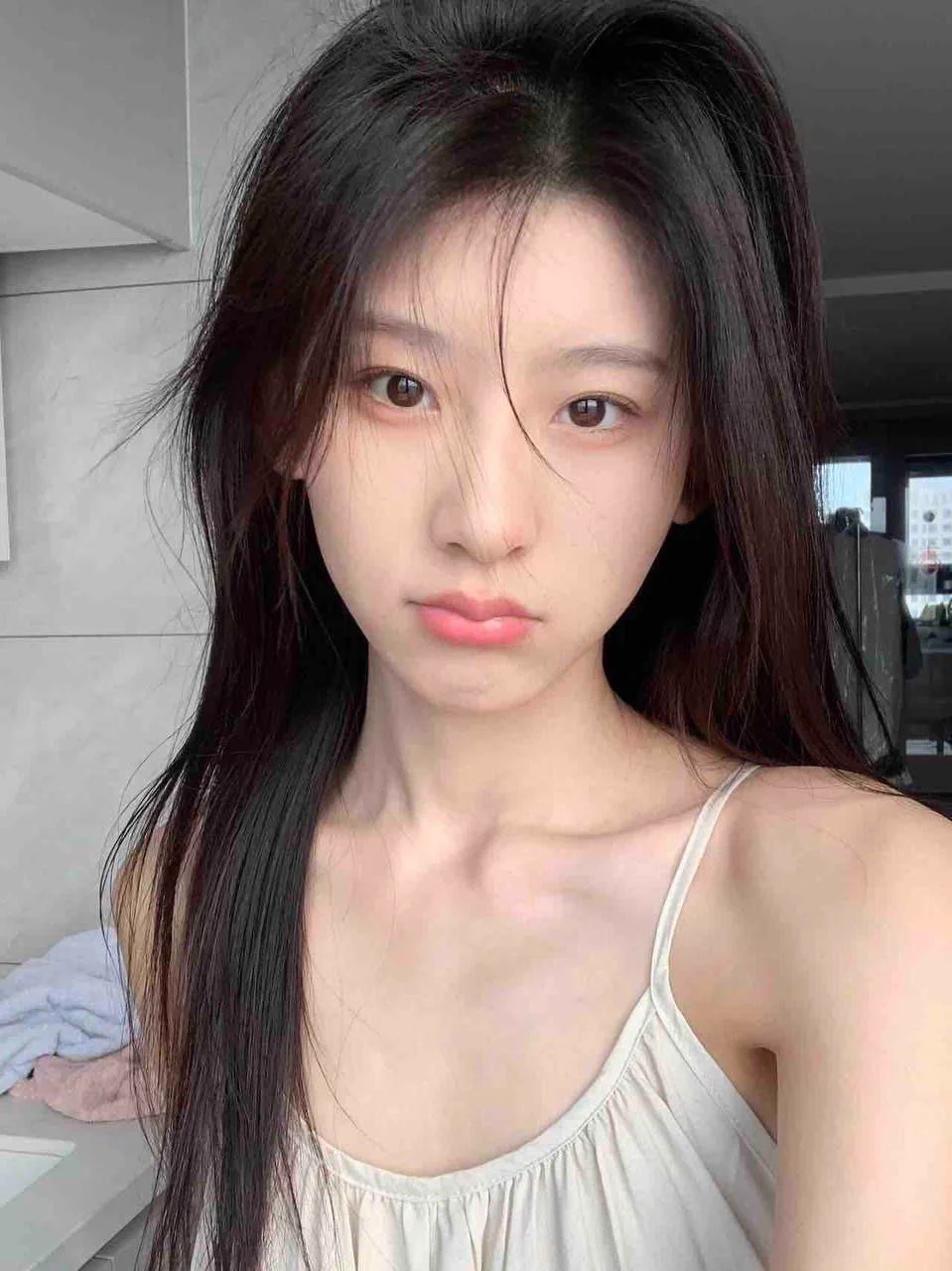 #北京 🦜极品高颜值白小纯🉑素颜见客🫶🏻聪明伶俐可👀中传学生证 BJ本地可见面👯‍♀️05年170C+ 清纯类型天花板🐧：1281079839微：yelangman67电报看图交流反馈群https://t.co/80IfE7zzjl https://t.co/6o6xUwICrG