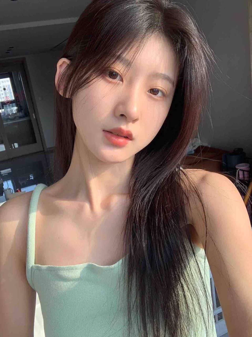 #北京 🦜极品高颜值白小纯🉑素颜见客🫶🏻聪明伶俐可👀中传学生证 BJ本地可见面👯‍♀️05年170C+ 清纯类型天花板🐧：1281079839微：yelangman67电报看图交流反馈群https://t.co/80IfE7zzjl https://t.co/6o6xUwICrG