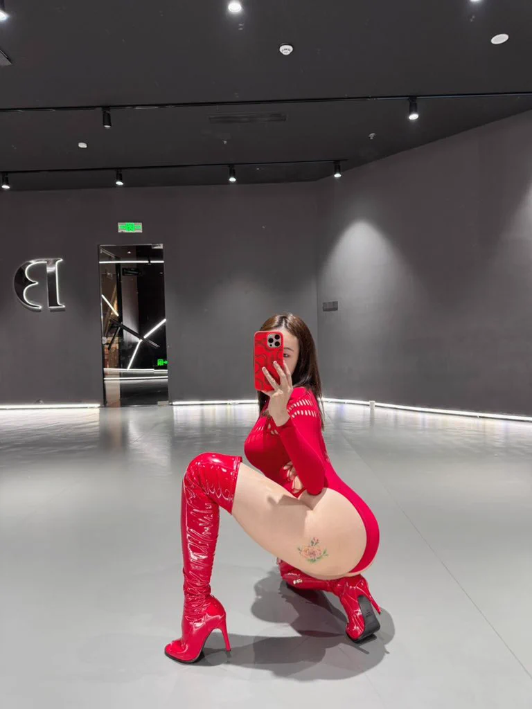红红火火🔥 https://t.co/q4B5jk6Lgm