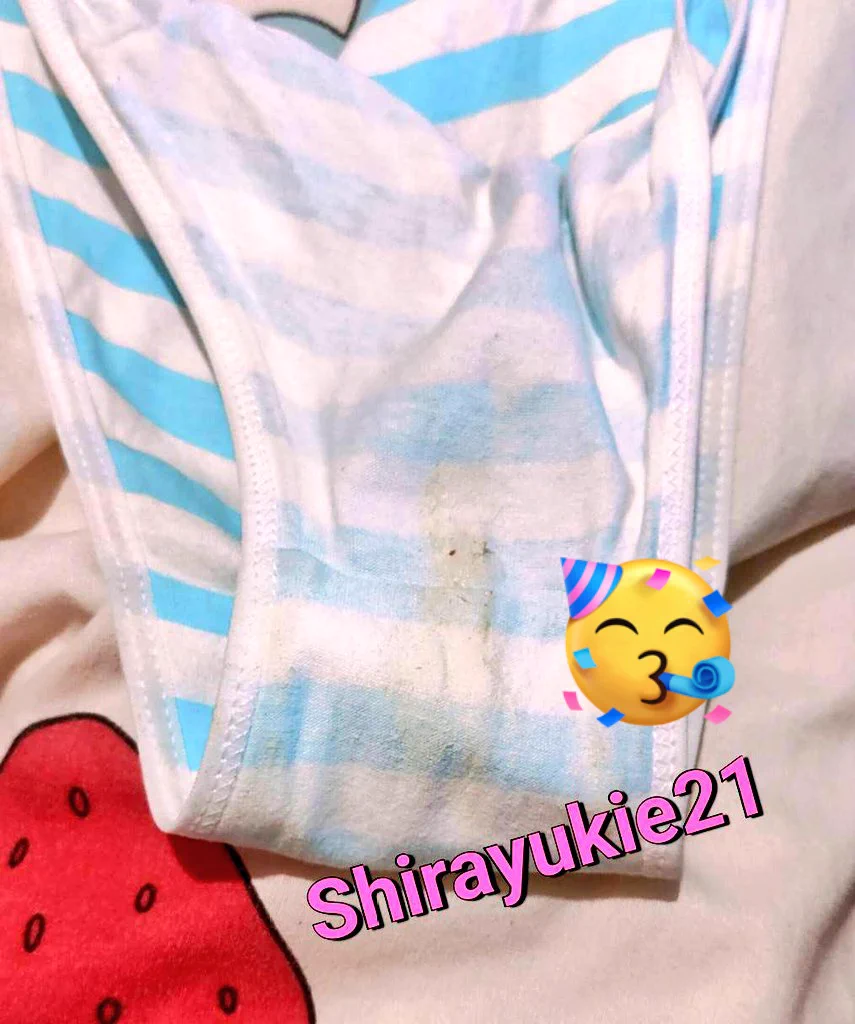 原味內褲🎀買我的內褲會有3張穿照🎁影片🎉照片🎉原味商品都有😋要買的快點來買喔！😘有興趣的哥哥私😉Line: Shirayukie21 #原味內衣褲 #原味販售 #客製化 #性感內衣褲 #原味內衣 #原味內褲 #原味商品 #原味賣家 #內褲女生夢 #性感內褲 #原味内内 #原味褲 #慰慰 #自慰 #台灣 https://t.co/EPuKPv3W56