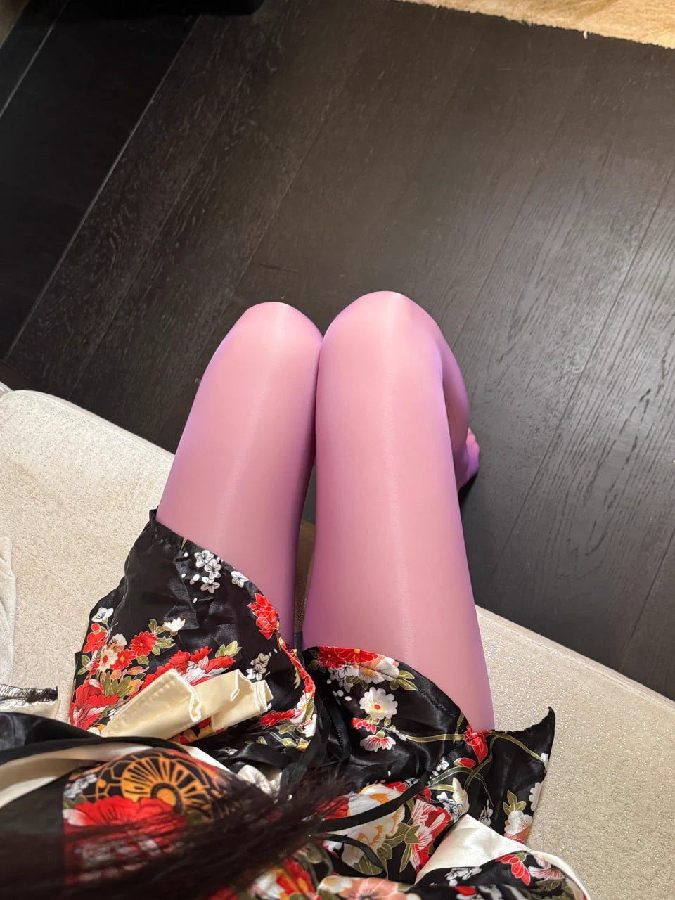 今天晚上准备开播，有想看的么，私信我，亲晚上3对，我门，闲聊勿扰 https://t.co/IAsr9UGmxU
