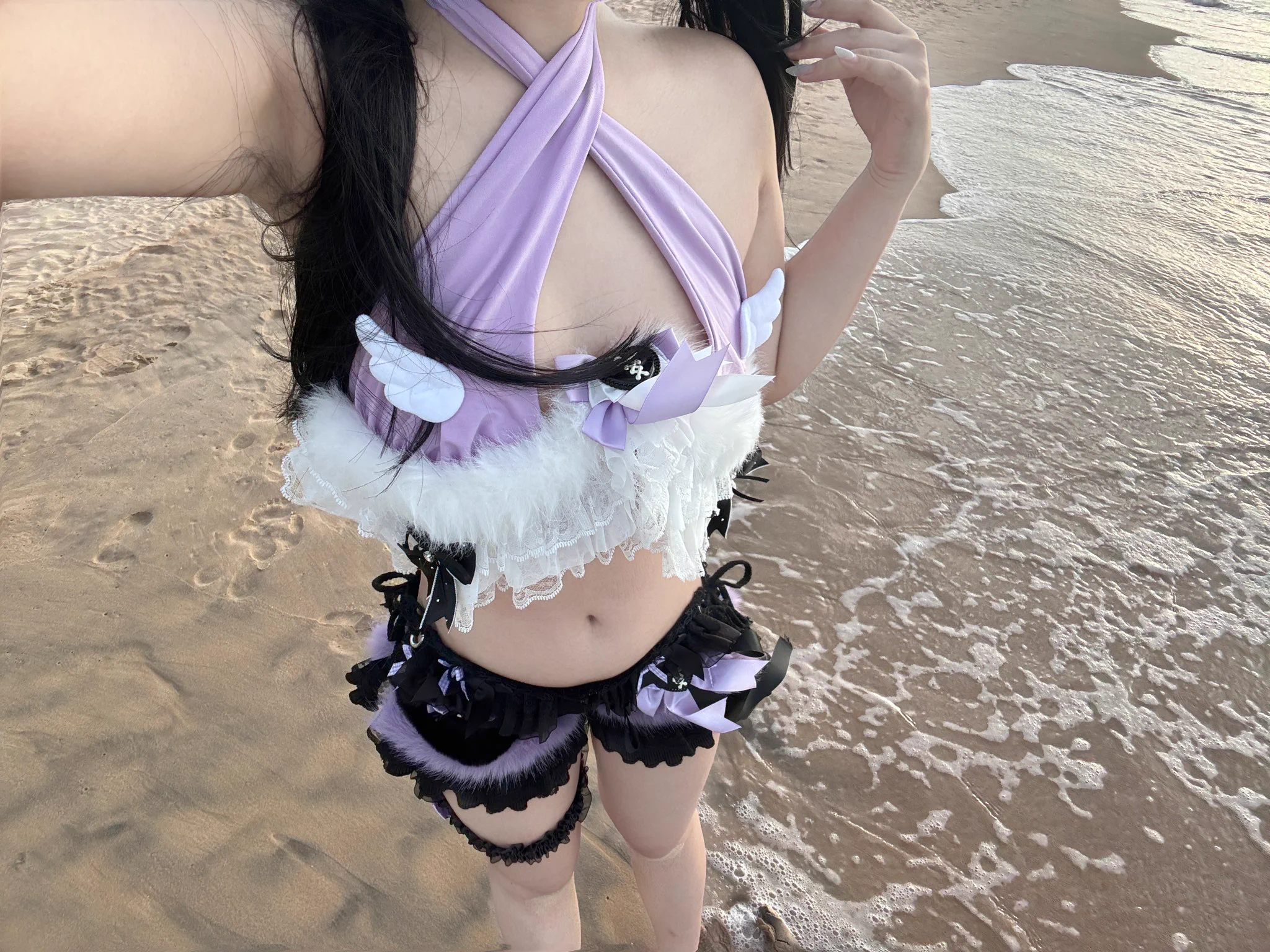 三亚Day5U・x・U海边真的很好玩这个季节的三亚不冷也不热就是晒晒嘟不敢玩太久 https://t.co/ElCGWvPREc
