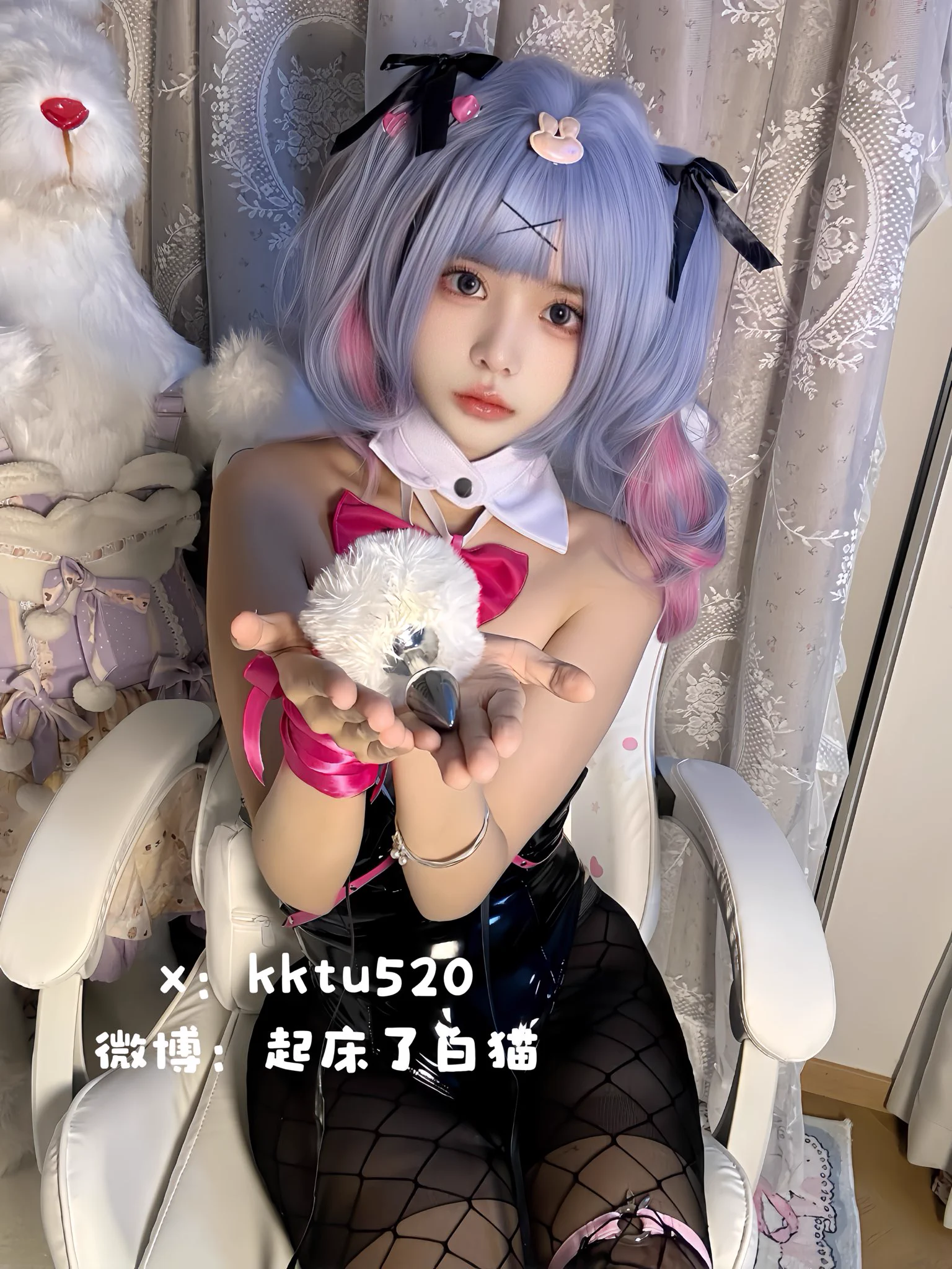 哥哥线下请用这个使用我，春节不打烊随时等哥哥互换@DaFoer_ @UeeTuip@Daguidiyi @UeeDok @Fojiangnice @UeeWhy https://t.co/UqcnymFNLI