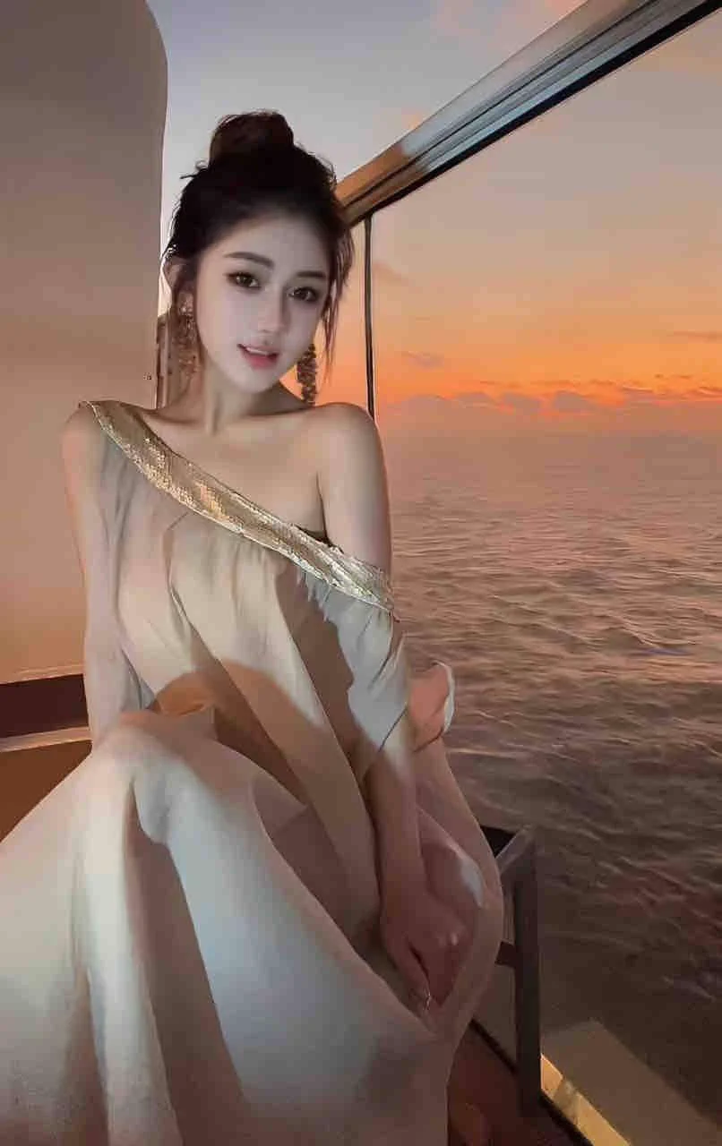 杭州極品新人報道 🎬（鹦鹉🦜万）乖甜女友 Niko 肤白貌美00年172D纯天然#拱墅区  #硬W https://t.co/peK64lMyNc