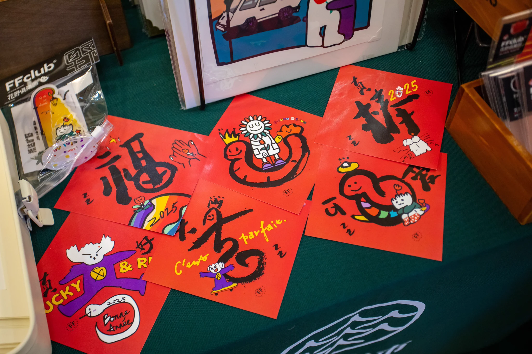 Today is #Xiaonian, marking the start of #ChineseNewYear celebrations! Head to the #NewYear Market at Grand Summit near #LiangmaRiver for traditional crafts, #SpringFestival couplets, and festive fun! #ChineseFestival #VisitBeijing #Beijing https://t.co/SCdBdyXIkf