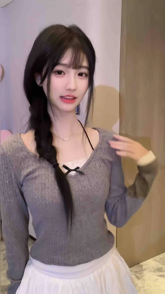 🌟♡ 净身高 169 体重41 罩杯d🎤05年 真实大四艺术生在读 100%纯天然无整💦 会舞蹈💃 🎀爱好才艺---瑜伽 游泳 舞蹈 油画💧酒杯腿腿长腰细 三点超粉 紧致💧多女友感WX：feng8811a🐧：462340287看照门槛100（永久有效）备注Zfb口令🧧添加✈️：https://t.co/KWxp4NKLDN https://t.co/UWnkQ6pDIa