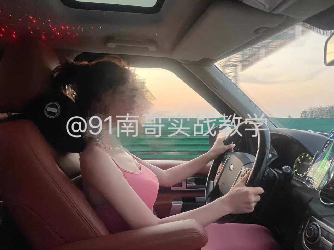 前天指导一个广东学员成功搞定路虎小富婆，不是一般的风骚，穿后妈群就可以看出来是个小骚货了!——全网最高效约炮实战教学，一对一实战教学，包学会包约到！更多精彩实战案例请关注南哥推特主号：@nange555咨询教学请扫描置顶贴文二维码，添加导师微信咨询#约炮教学 #搭讪技巧 #富婆推倒 #实战 https://t.co/0aT8Sl0UhN