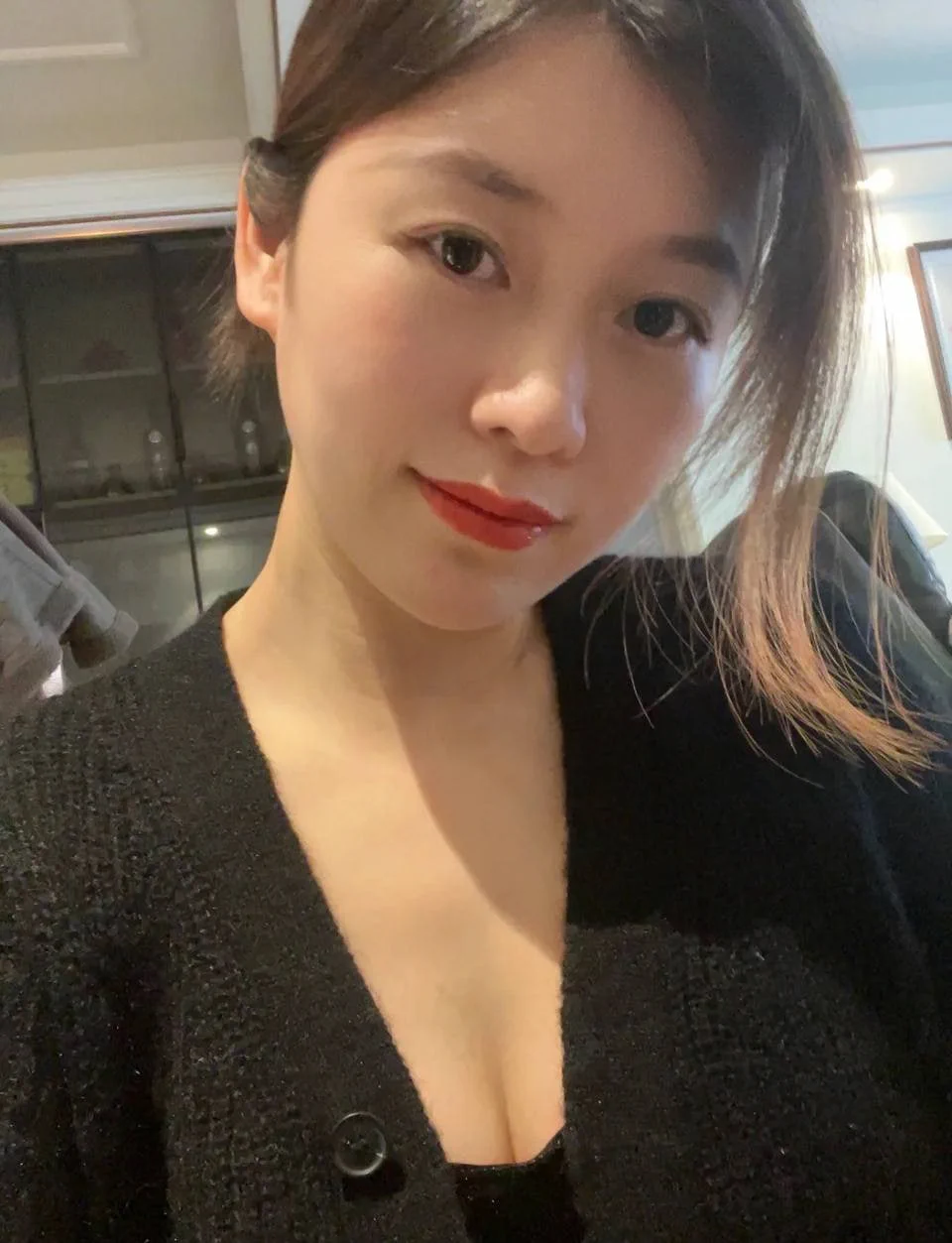最近很累，但问题不大，在调整，在自愈，在长大，不谈从前！想找个懂我的灵魂伴侣！陪我去看看外面的世界🚙，没有目的地走到哪算哪！合适的成熟男可以点赞私信我🫵 https://t.co/3stEWhdvZz