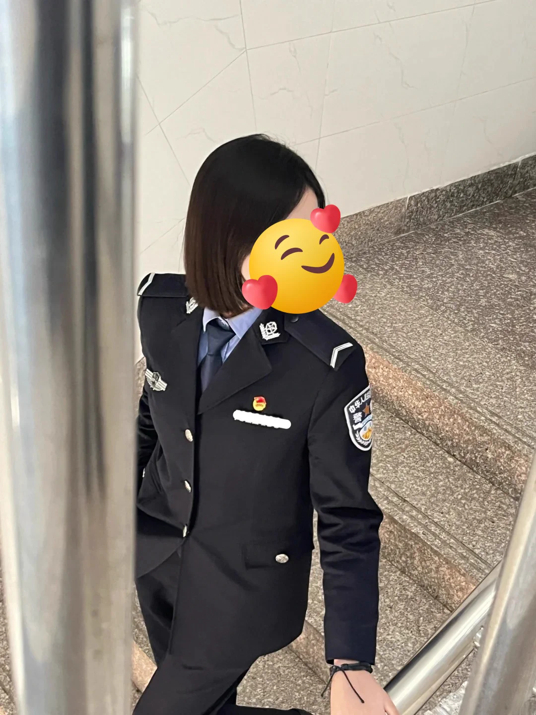 家里和上班完全不同的穿衣风格， 你们喜欢我怎么穿呢？ https://t.co/QhPYj3tjtz