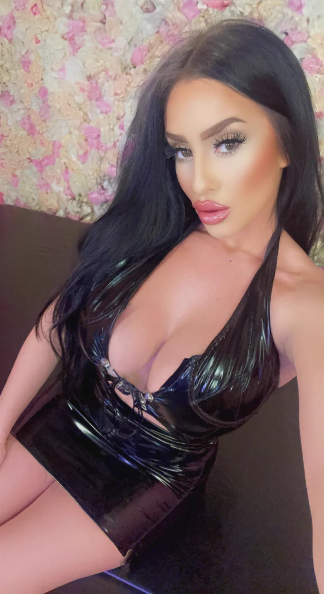 I need a good obedient boy that wants to spoil me… 💸 🐽 https://t.co/BuaQeLUIHo