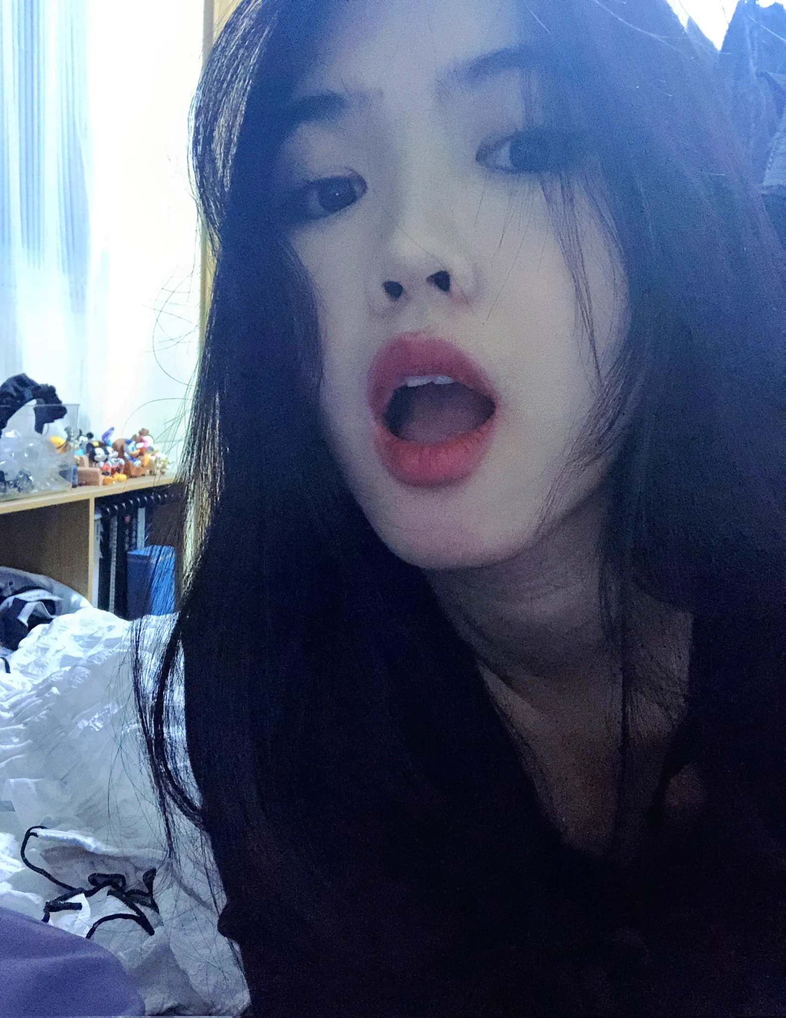 这几天天天偷偷看欧美大片，好想被黑爹的大鸡巴塞满我的嘴巴。。 https://t.co/Jc2EZIb4gq