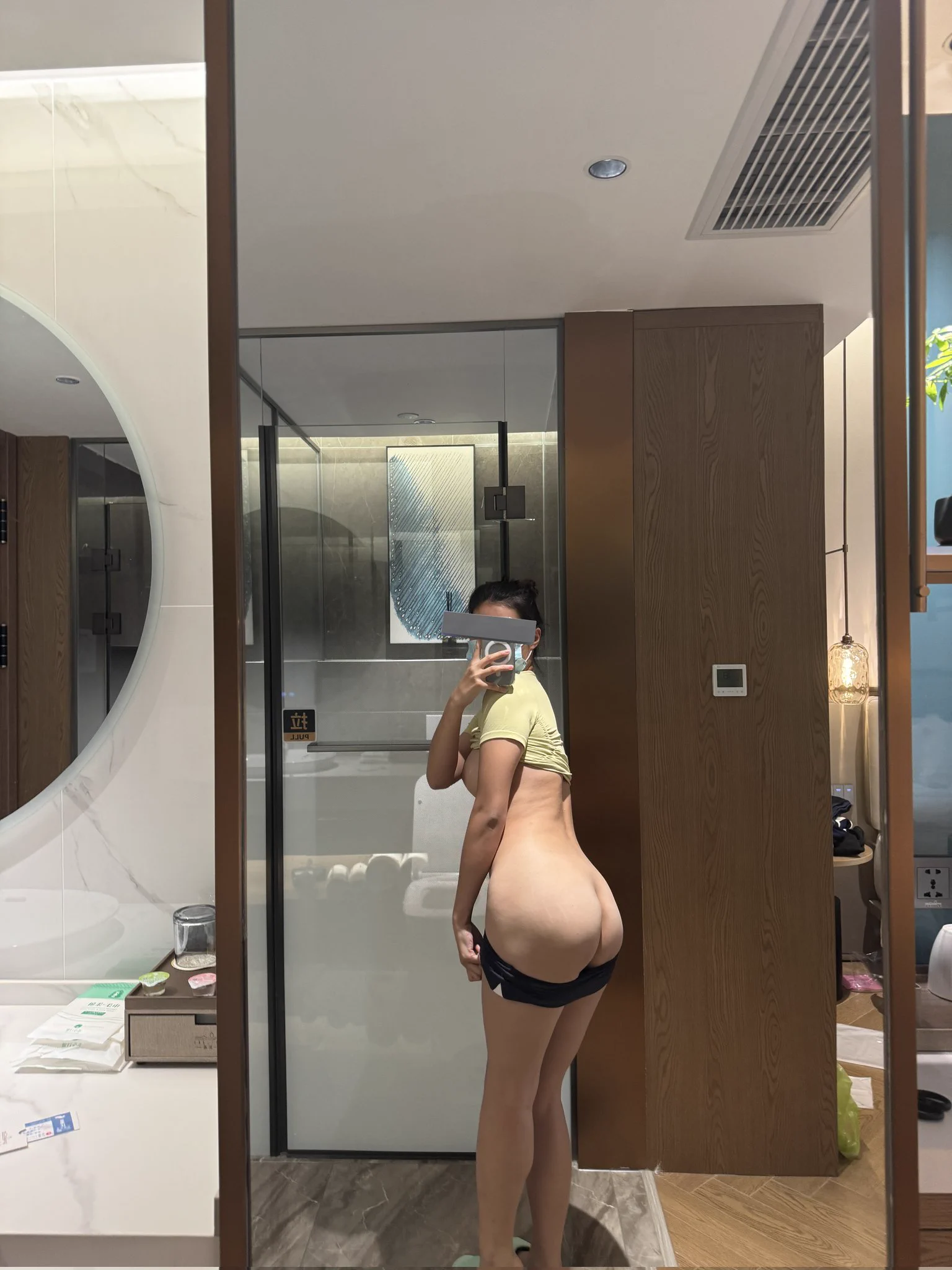 过门槛后有福利，另外可以定制照片或者视频，还可以买各种系列套装的无码原图原画质！女大学生酒店反差实录(630)@ToBulma @ToBulaer @KawasawaSen https://t.co/LqTtBZWcjq