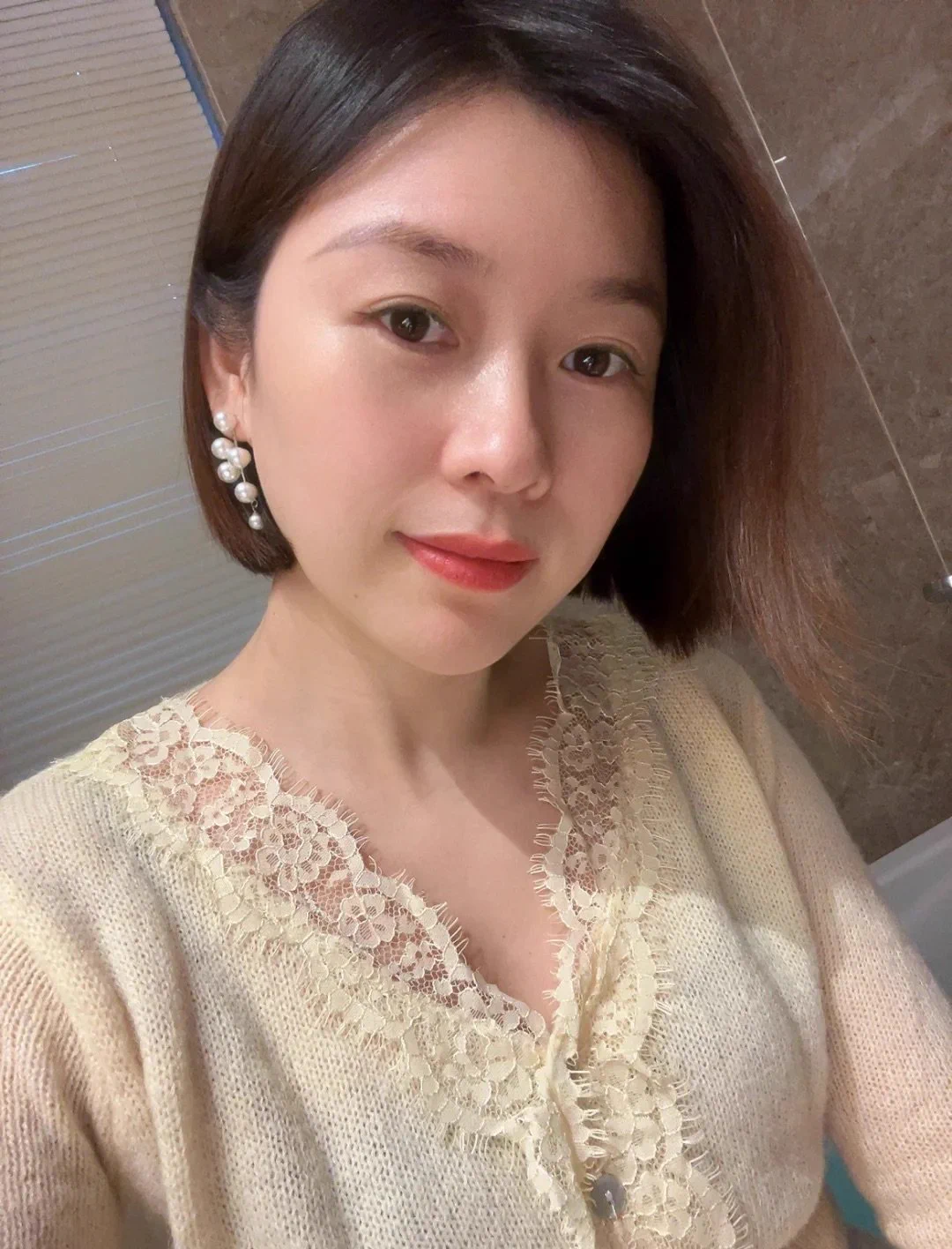 每个经历过婚姻的女人，都更渴望柴米油盐外的新鲜感。一个别人不知道的秘密花园，只有有缘人才可以享受这片天地。如果你走进我心，会让你尽情探索。你想要和我体验不一样的私密套装吗？（请礼貌私✉️哦！） https://t.co/8QP325ichy