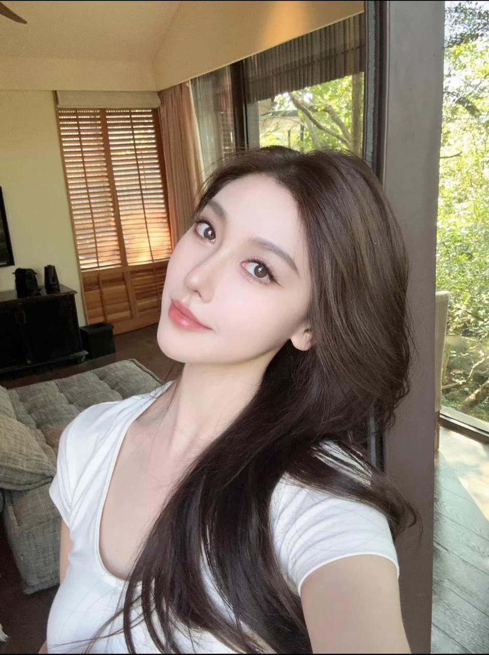🌿Guangzhou🔝气质御姐广州新人  贵气御姐 短开几天无风尘气息，高级脸🎀净172cm   45kg  皮肤雪白，芊细身段，身材高挑性格温柔，开朗健谈，清纯气质约会流程请查看置顶推文Tg全国交流群☞https://t.co/6y3Zqu037G https://t.co/mL3eACterI