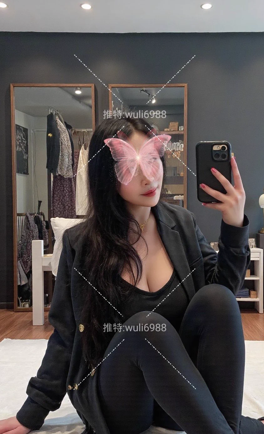 今天宜家折腾死了，买个柜子，还买大了，还好宜家无理由退货，嘻嘻，女人真不适合买这些东西呀， https://t.co/8tgArQ8eVG