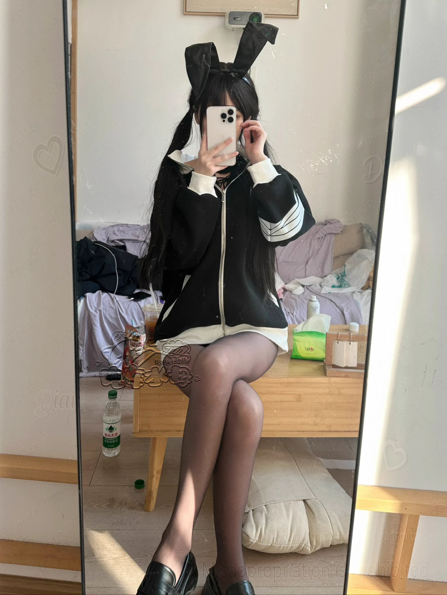 外套里面@MaecMax｜@GnewHome@WaecMax｜@SnewHome@DaecMax｜@QnewHome@GaecMax｜@DnewHome https://t.co/ibZgg4PH6p