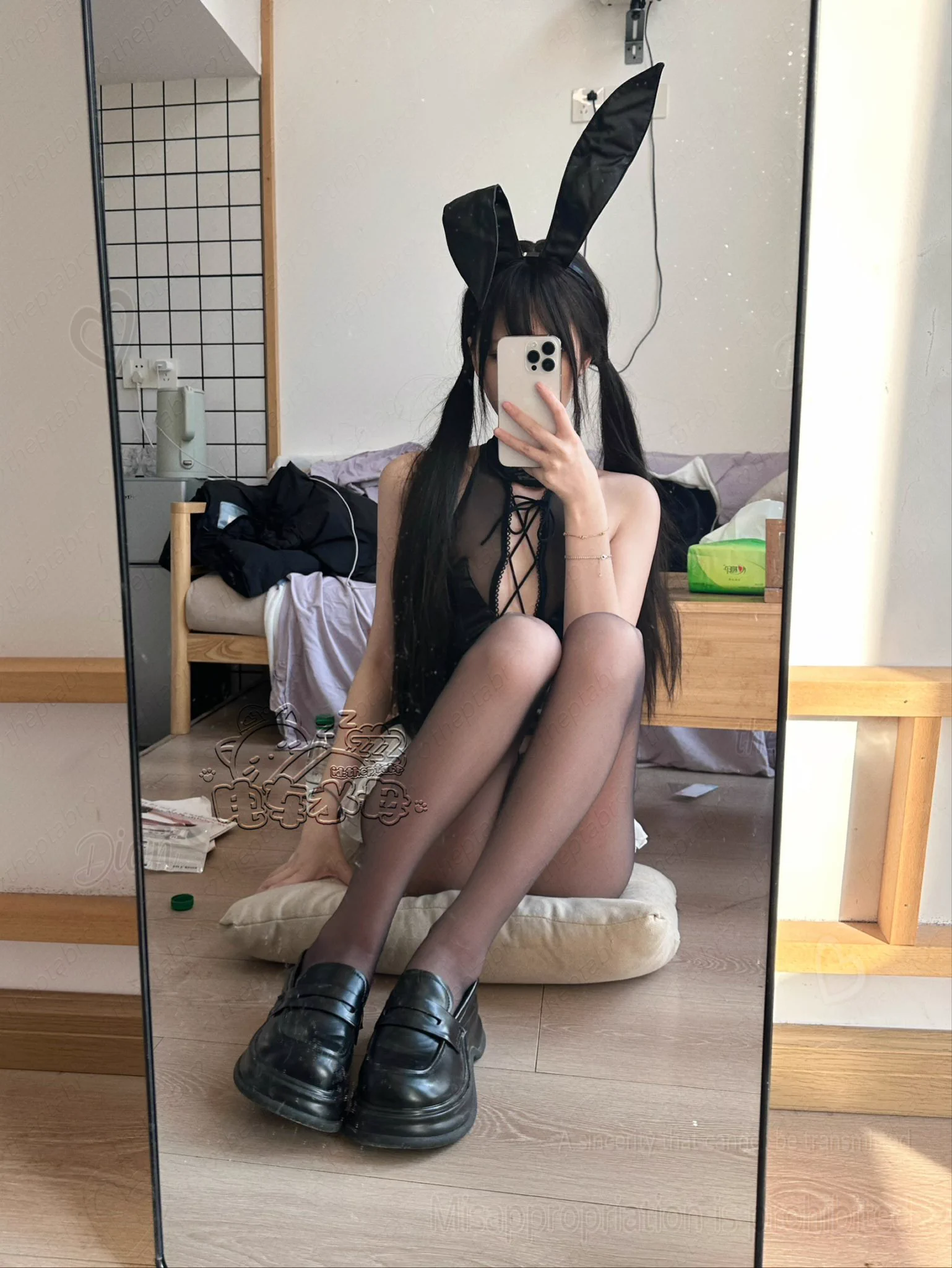 外套里面@MaecMax｜@GnewHome@WaecMax｜@SnewHome@DaecMax｜@QnewHome@GaecMax｜@DnewHome https://t.co/ibZgg4PH6p