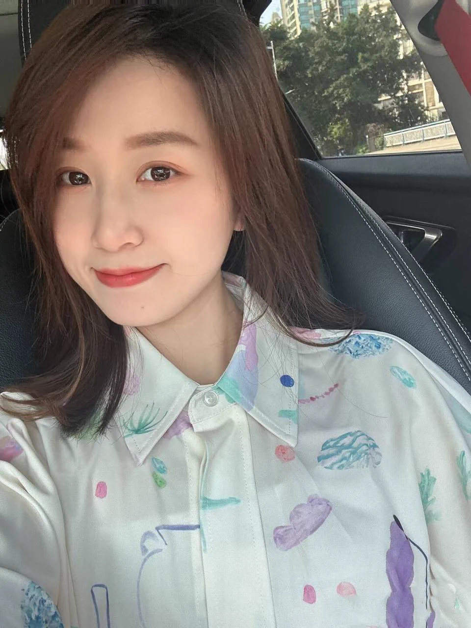 正常轨迹生活太久了，在这个如狼似虎的年纪性欲望总是很强烈又无处可循，来推特就是为了寻找那有趣的灵魂，释放自己内心那蠢蠢欲动的欲望， 当然我也只喜欢成熟稳重的中年男士，最好是同城，主页有联系方式 https://t.co/uzmCFNjE0M