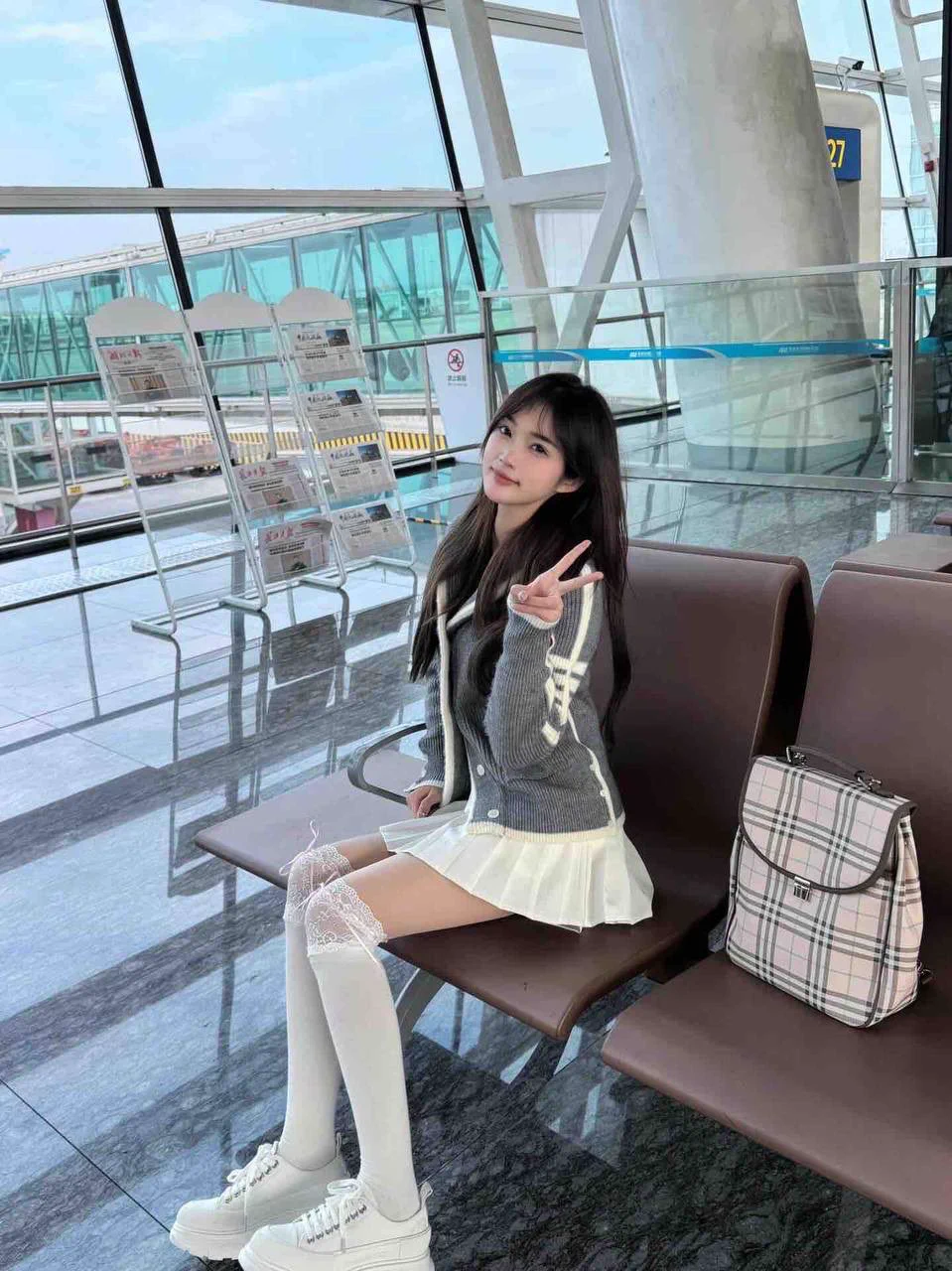 #北京 · 天然无整 甜美女友感 颜值气质极佳· 极品天菜 身材火辣· 穿衣洋气大牌 筷子腿· 03年-172-D 皮肤白滑 温柔体贴· 前凸后翘 水蛇腰 原装完美身材🐧：1281079839微：yelangman67电报看图交流反馈群https://t.co/80IfE7zzjl https://t.co/kdfFdipsZi