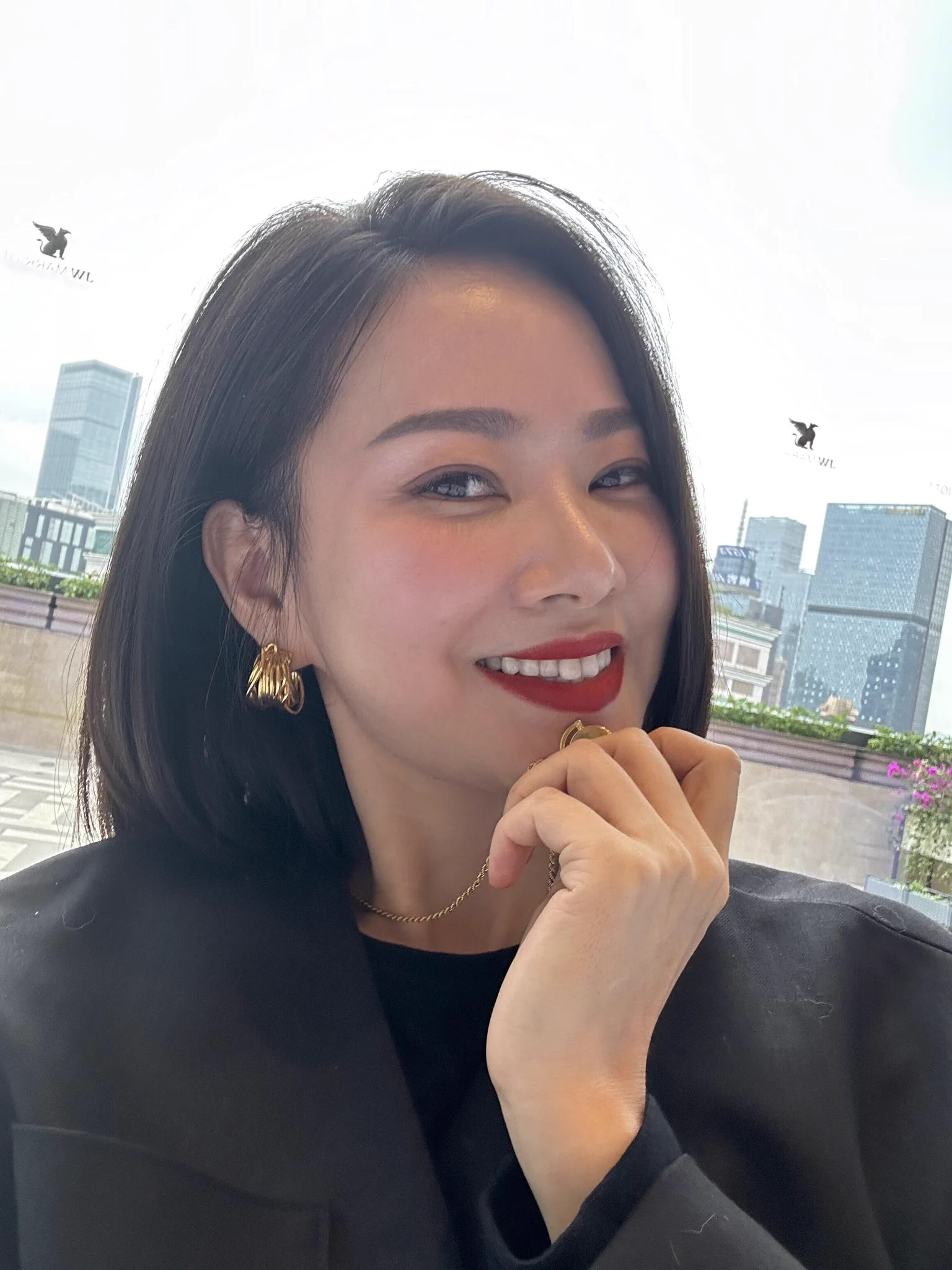 在杨浦这么久连个真诚的异性朋友都没有，像我这样的年纪是很难交到异性朋友了吗？ https://t.co/YYjaFNhnuO