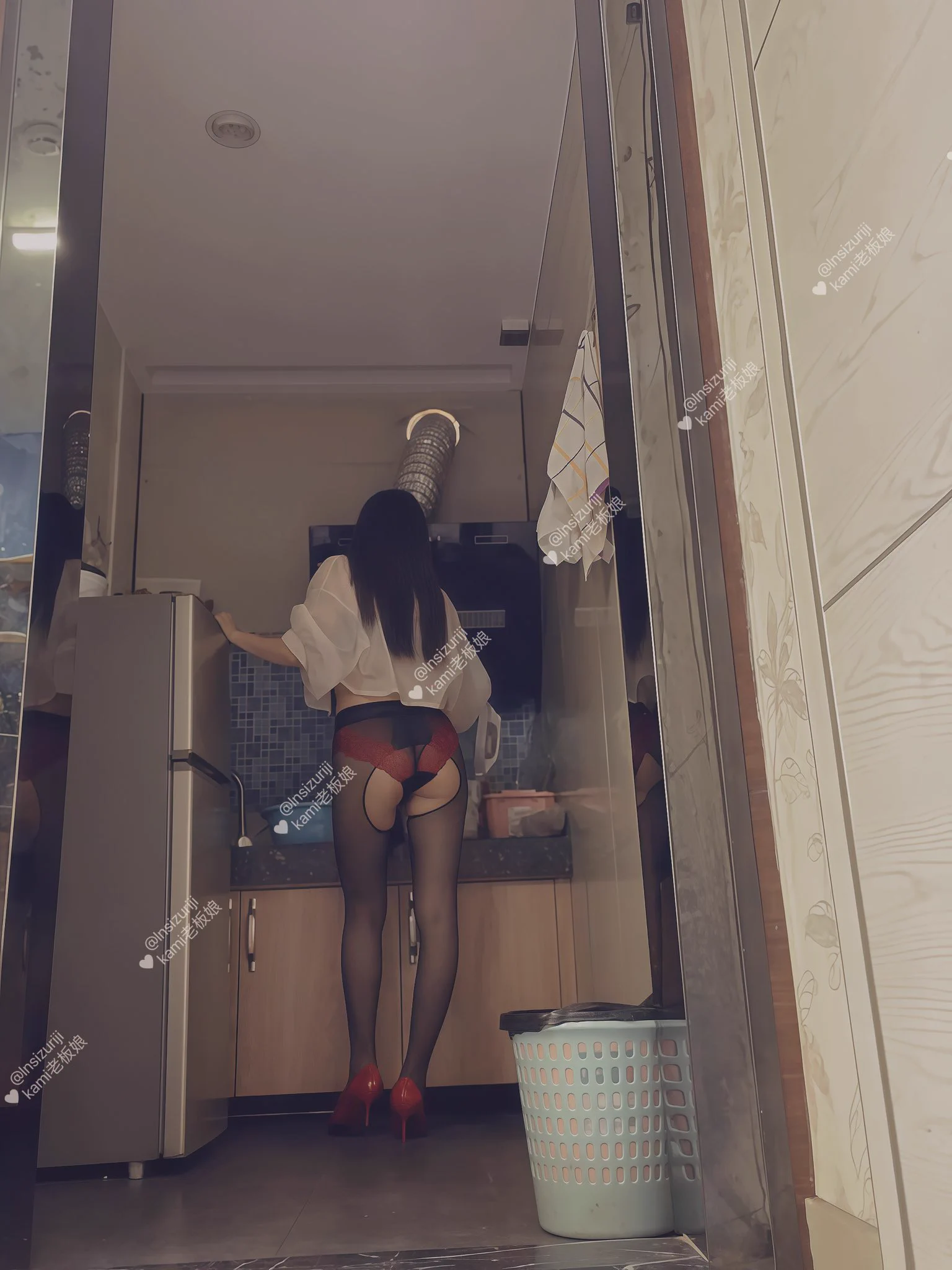 如果在你面前这样背对着你会抱着我的大屁股狠狠后入到我哭吗？#反差人妻 #丝袜人妻 @fulishequ@fuligc @youluo09@xiaolin_577 https://t.co/rNZ5JuP8hu