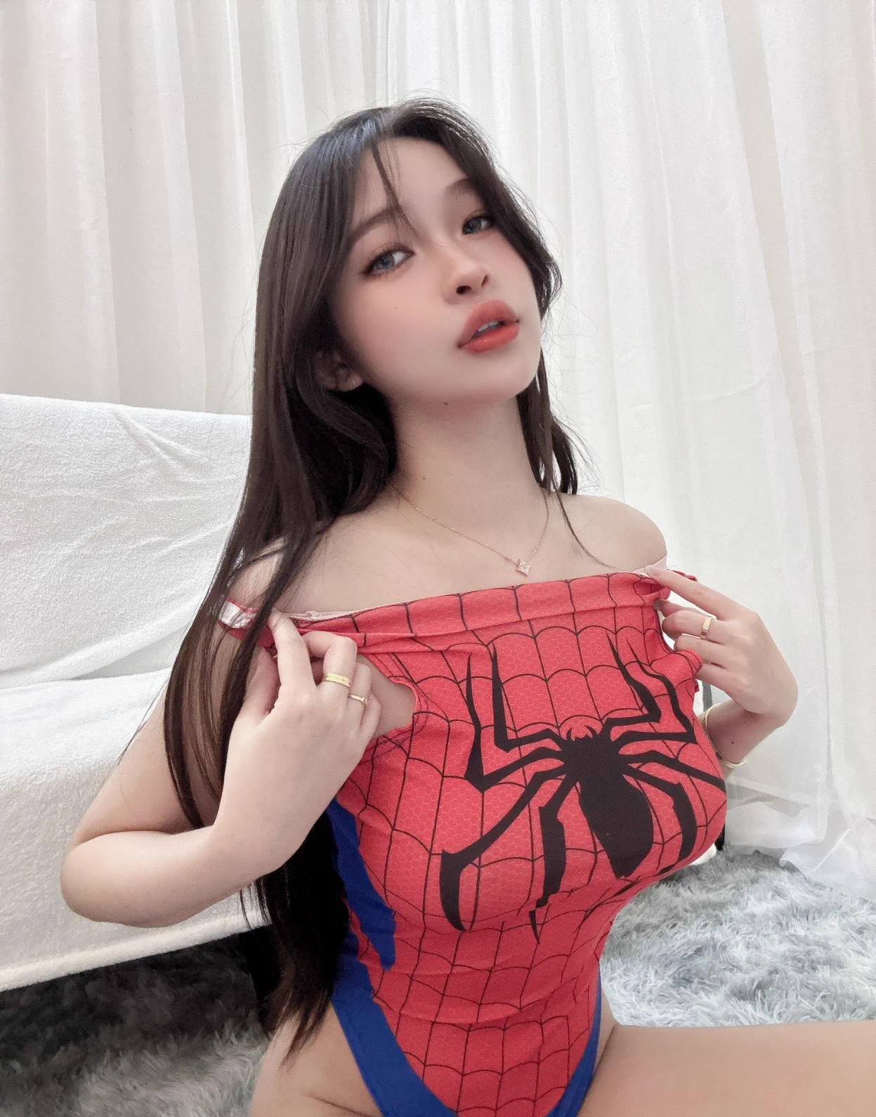 就喜歡這樣衣衫不整 淫騷的樣子(///▽///)尤其是束縛UU的感覺有種莫名的羞恥感😳#有人要陪我拍攝蜘蛛人中出日嗎 https://t.co/CAutVmhlum