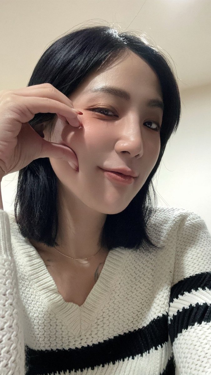 1. 可愛又好吃
2. 不可愛不好吃
3. 可愛不好吃
4. 不可愛好吃
我是哪一個🤪🤪🤪🤪 https://t.co/VULbfeieVR