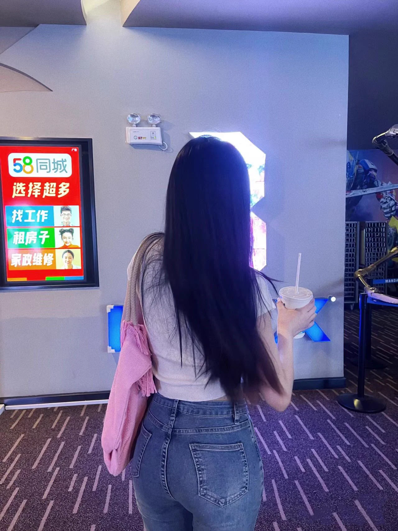 特点：1⃣️脸纯，御姐音2⃣️口活非常好，白虎，无纹身，不抽烟，全身皮肤白嫩光滑，从不长痘无鸡皮。  qq：3944006760电报客服： https://t.co/PFtWhCmKkF电报群：https://t.co/M83GI1OKup https://t.co/3APj51F1h5