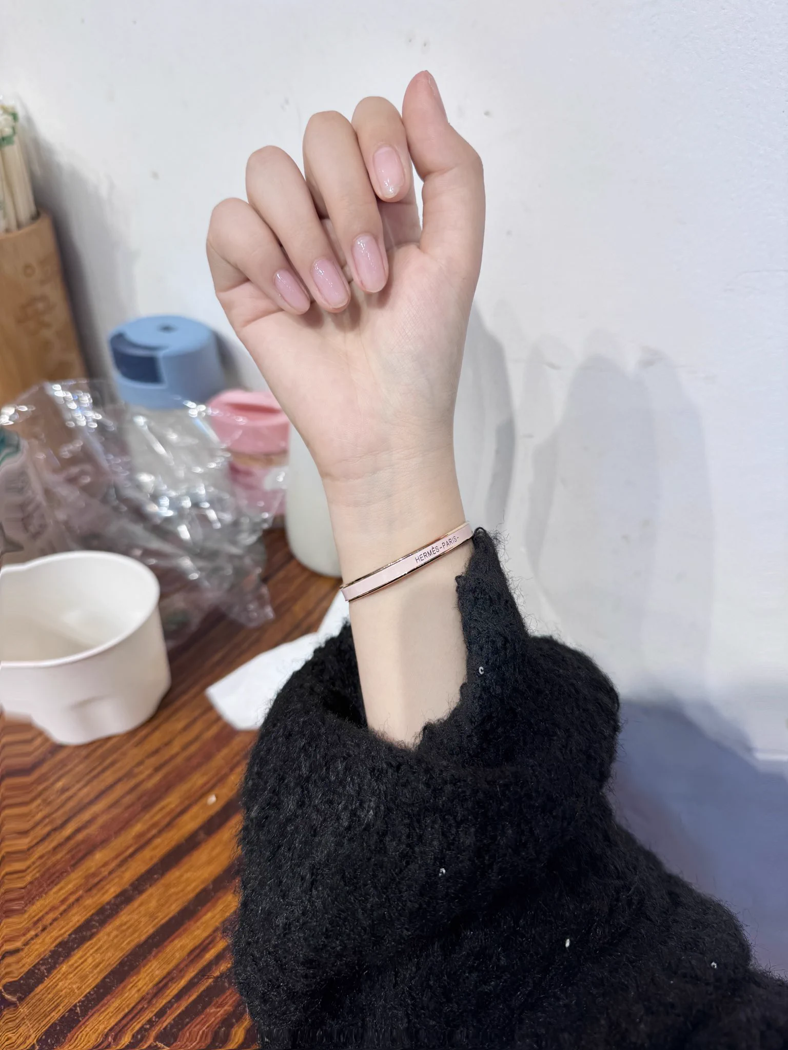 (&gt;^ω^&lt;)和老头送我爱马仕然后带我来吃猪杂粥哈哈哈只能说一点也不违和这家猪杂粥真的很香 我不太能接受内脏和猪肉的但是嚼起来也香香的而且都是现切现煮像广东的那种搭棚子大排挡 https://t.co/5xBcig3zlZ