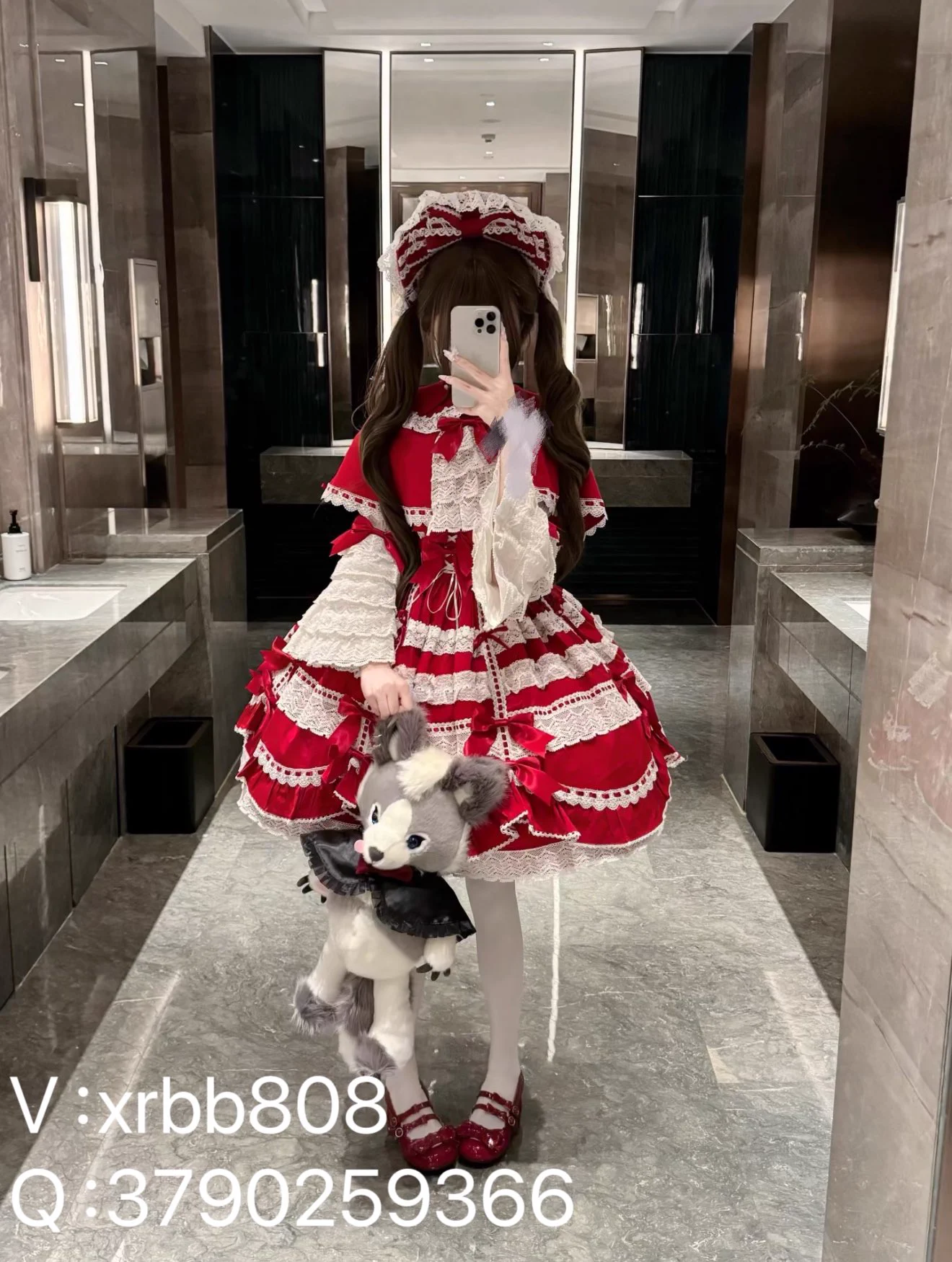 马上要过年啦 好开心呀 再约一个星期就停止线下服务 年后再约啦 爱你们～快1万粉丝啦 宝宝们想要什么免费福利看呢～投稿💌：@SexytoBaby @SexytoGirl @SexytoLady @SexytoDoll https://t.co/HHt0wF0XsR
