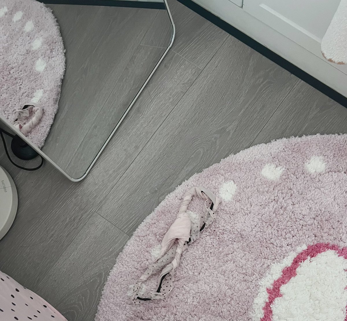 昨晚睡到半夜太热 把内裤都扒了 https://t.co/m0Oexa27LS