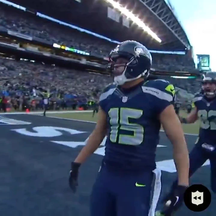 10 years ago today, the @Seahawks pulled off an all-time playoff comeback. https://t.co/JZ2dP0wxbp