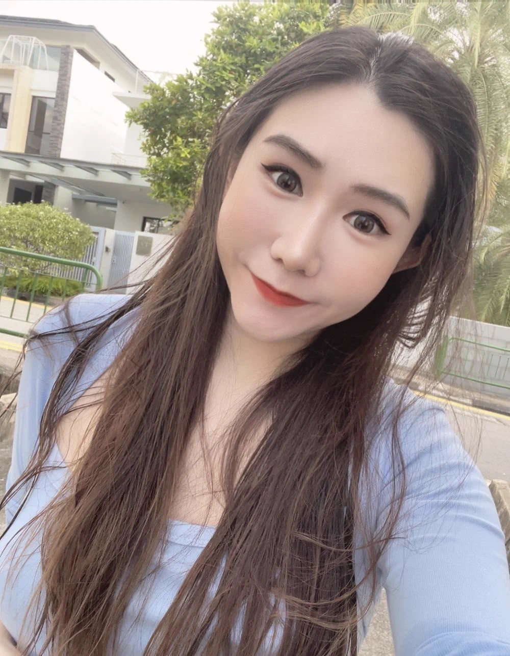 露出這題我會！掀開前vs掀開後希望偶親愛的鄰居們不要看到這篇😳#自帶胸墊的衣服就不用內衣惹(˶‾᷄ ⁻̫ ‾᷅˵)#還是覺得露出日常放IG比較安全 https://t.co/U2m7xKDPk2