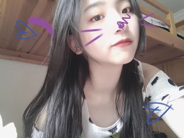 有些人表面看起来很正经 背地里是随时会把衣服脱下来的小骚逼😏 https://t.co/ecpkQrHBbQ