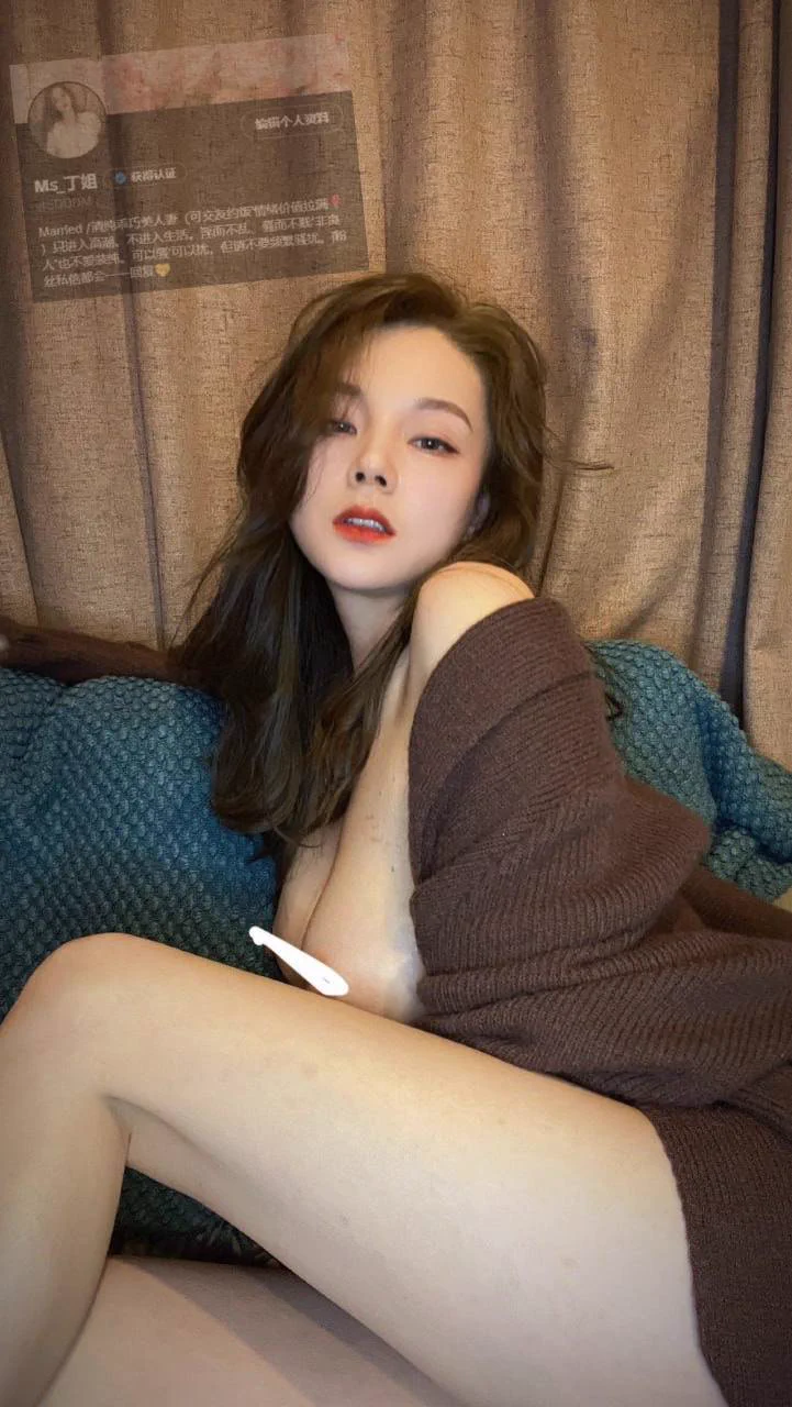 喜欢三言两语就可以撩动我心弦的男生🥰想要一场激情满满的性爱，既有肌肤之亲的前戏，也有快感十足的过程，你风流倜傥，我便风情万种～春节后大把的时间要陪家人了，想在节前来一场放纵的性爱狂欢，想约的私信我报名～ https://t.co/yE1y6yHPn3