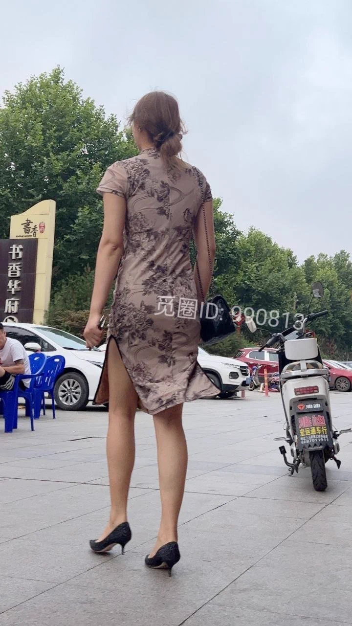 肉丝美腿旗袍少妇 https://t.co/jI3e8x6uWb
