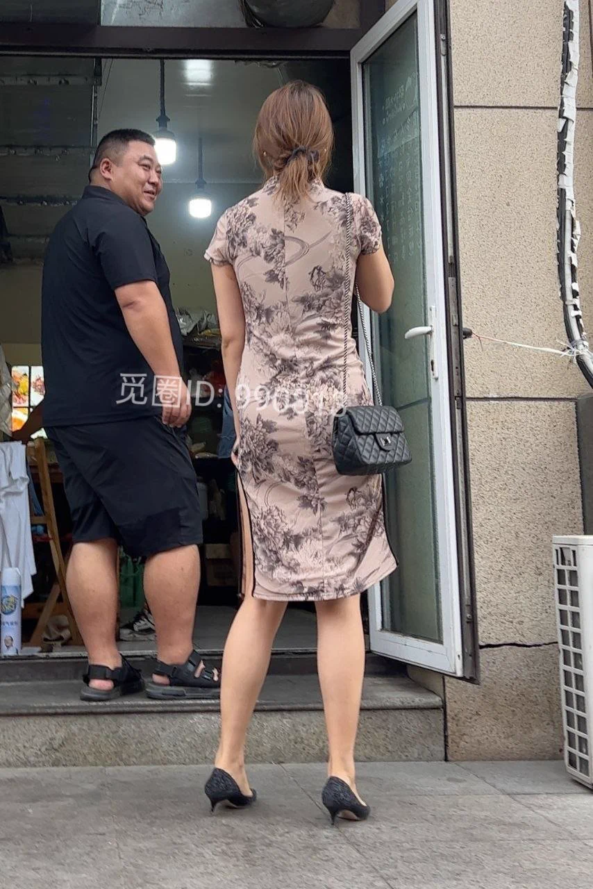 肉丝美腿旗袍少妇 https://t.co/jI3e8x6uWb