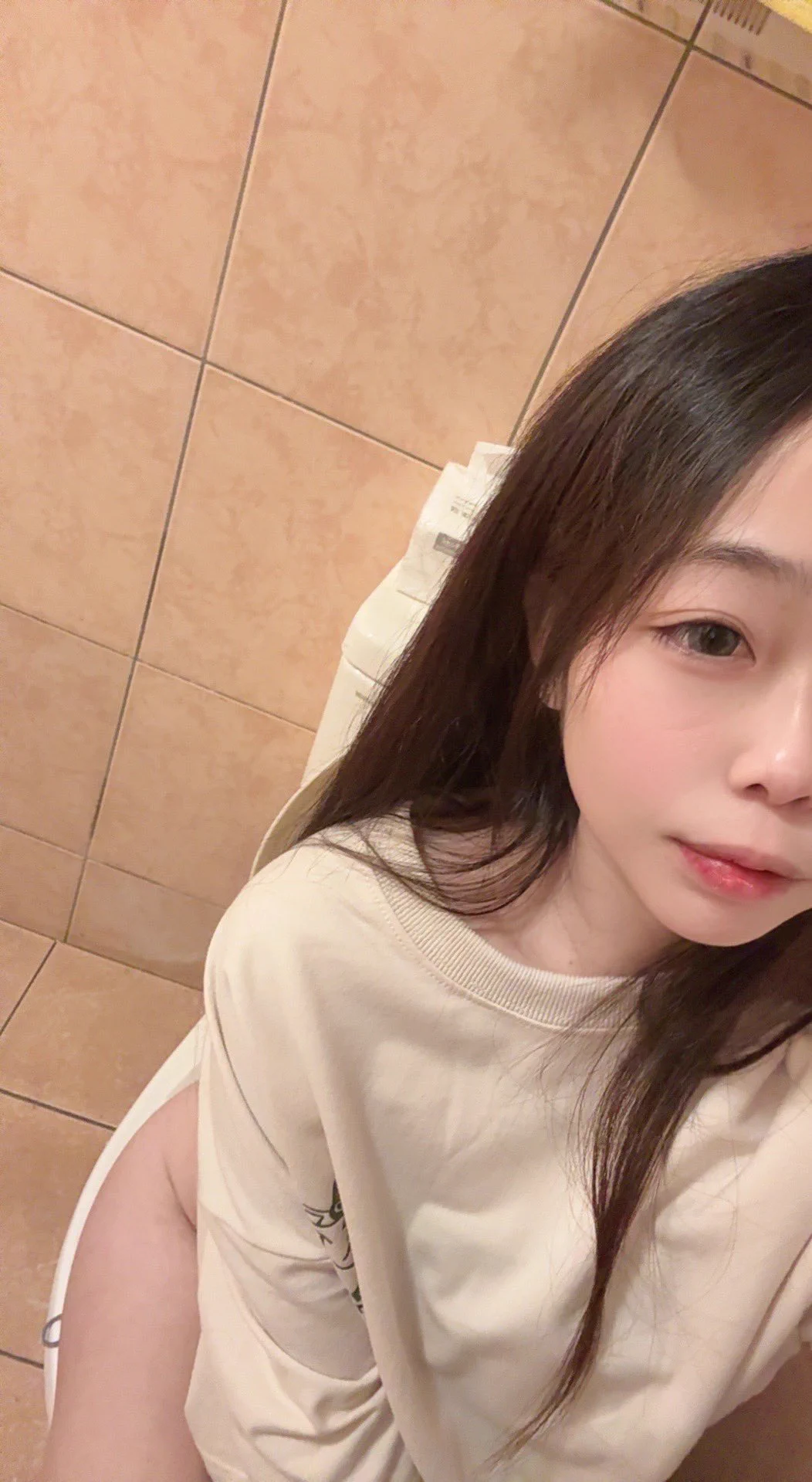別問我什麼星座了 我其實是馬桶座😆 https://t.co/OspfGRAi87