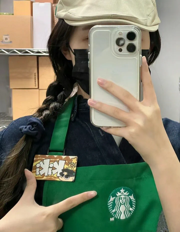 分享今日份开心！粉丝过来找我玩，还给我舔了好一会儿小逼逼，都舔高潮啦！真舒服呀... https://t.co/eh7mFSyZ0h