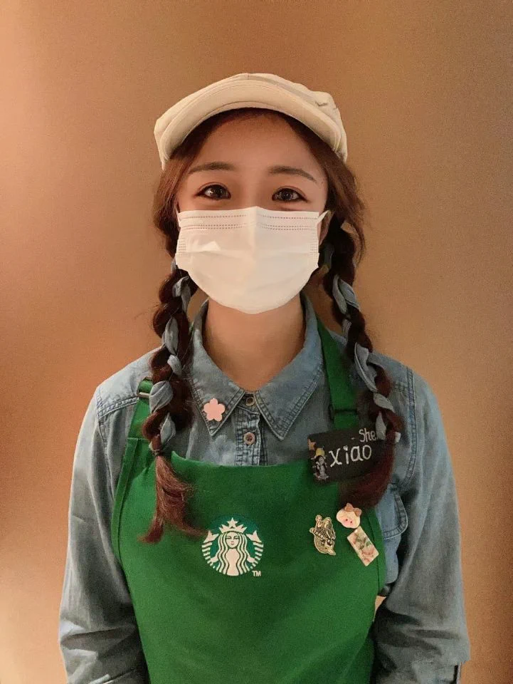 以前拍的，当时处女膜还没破，好看吗？想不想舔舔，私信报名 https://t.co/WtTgaOY2ps