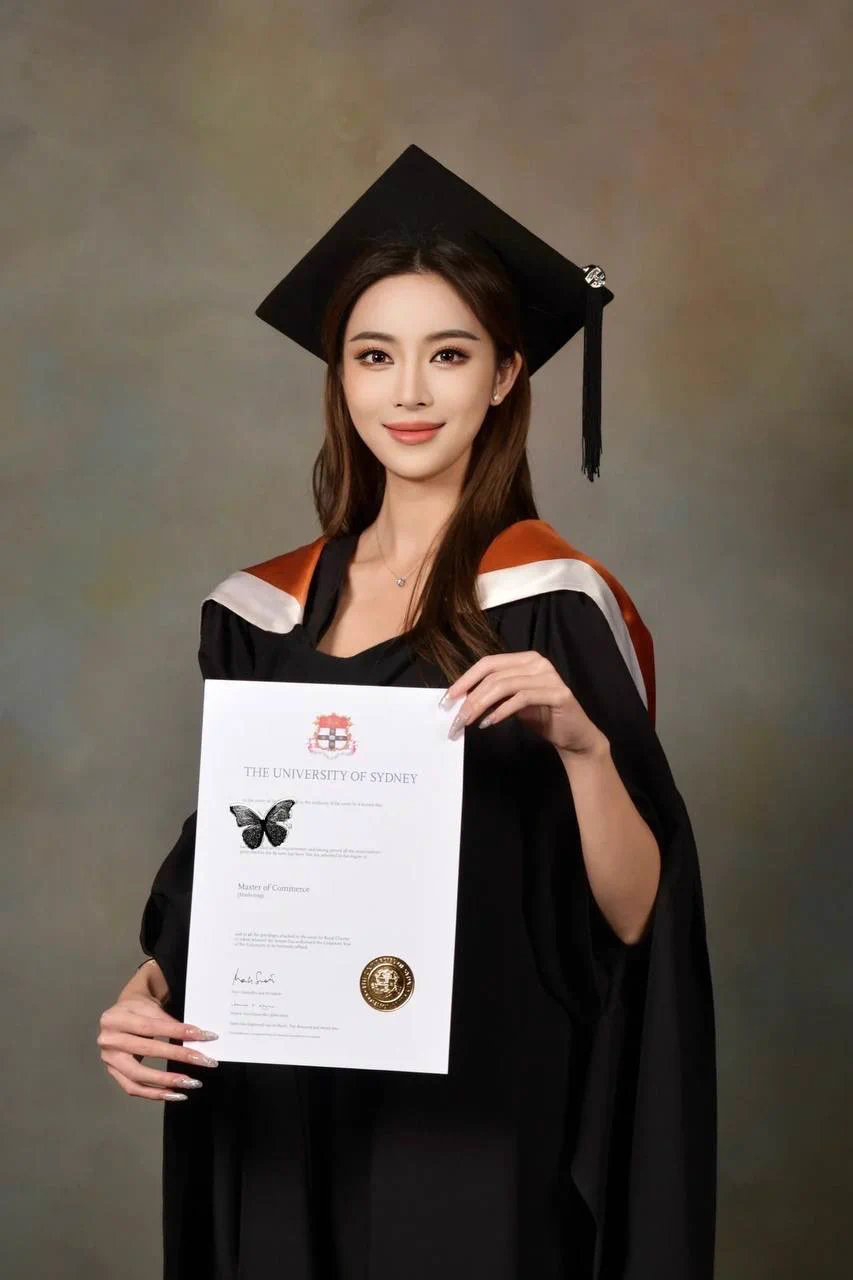 #北京 W新人🐝 悉尼大学🎓留学生海外背景  英语流利   174E 🐻常年健身自律腰臀比腹肌 蜜桃臀谈吐气质俱佳 天然零整 肤白貌美 3⃣️国语言 多国签证 各个国家均可✈️  首次兼职   小范围短开   不接急🐧：1281079839微：yelangman67电报看图交流反馈群https://t.co/80IfE7zzjl https://t.co/XngKkYmNEj