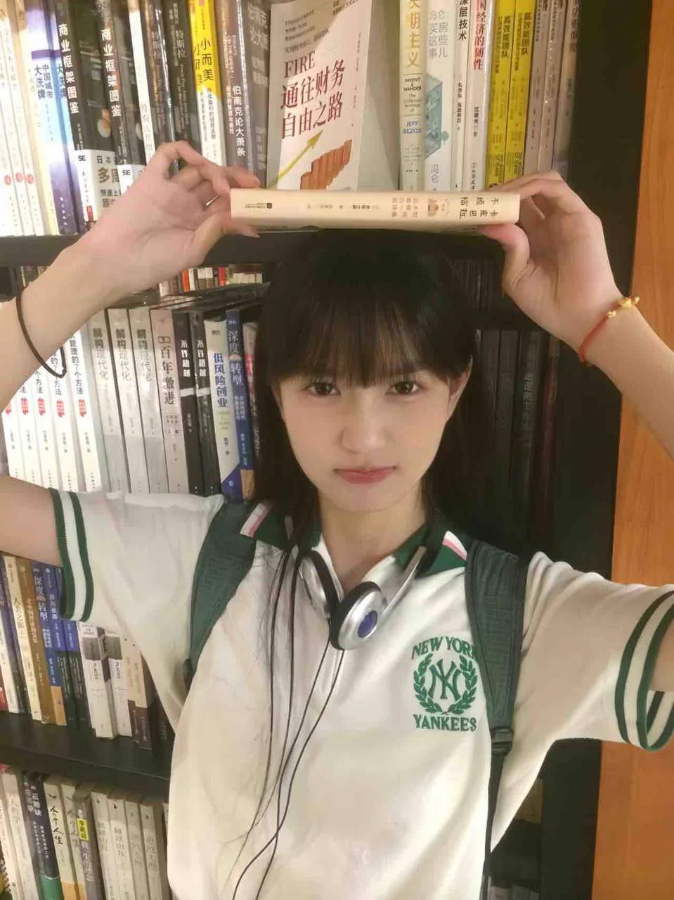 05年幼齒童顔 日系初戀高中生 滿滿膠原蛋白• 二次元美少女   可cos    软嫩多汁  易推倒• 163cm     天然大D     全身白净无纹身• 新人才开苞   紧致如初   可👅💋    共浴  *  自带多款jk    情趣     洛丽塔   *                    ———————————— https://t.co/wjiMVRmioc